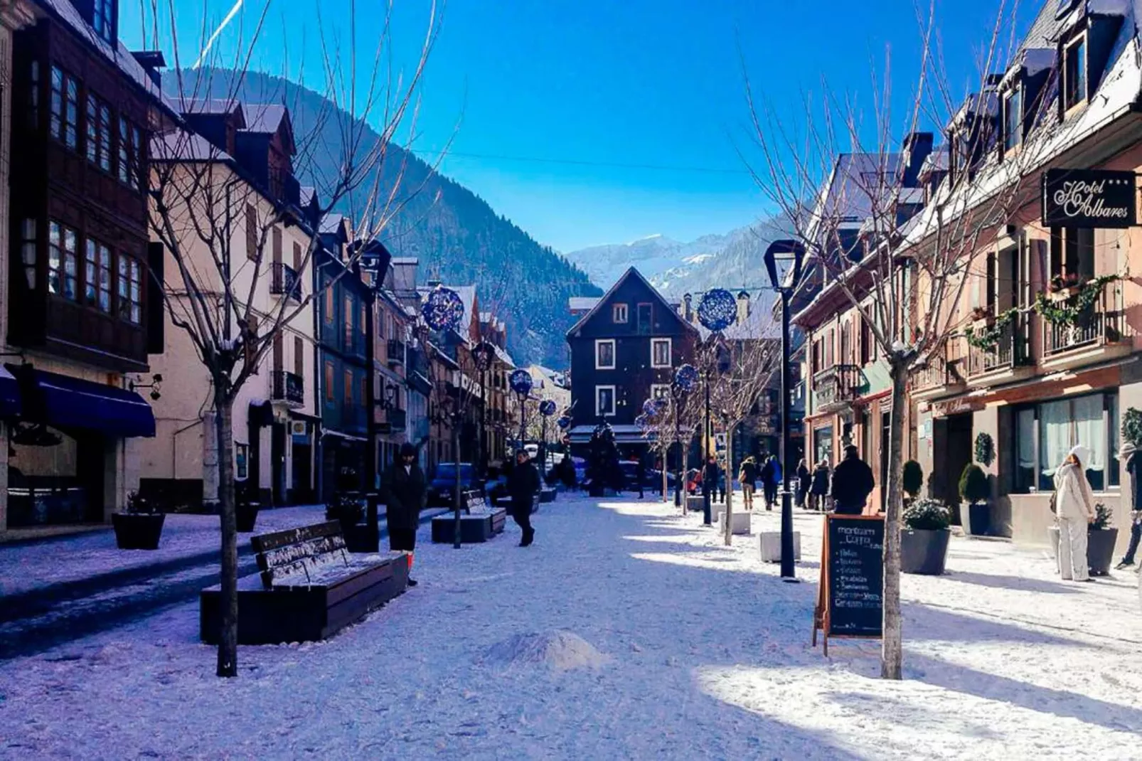 3311-Vielha-Zones hiver à 1 km