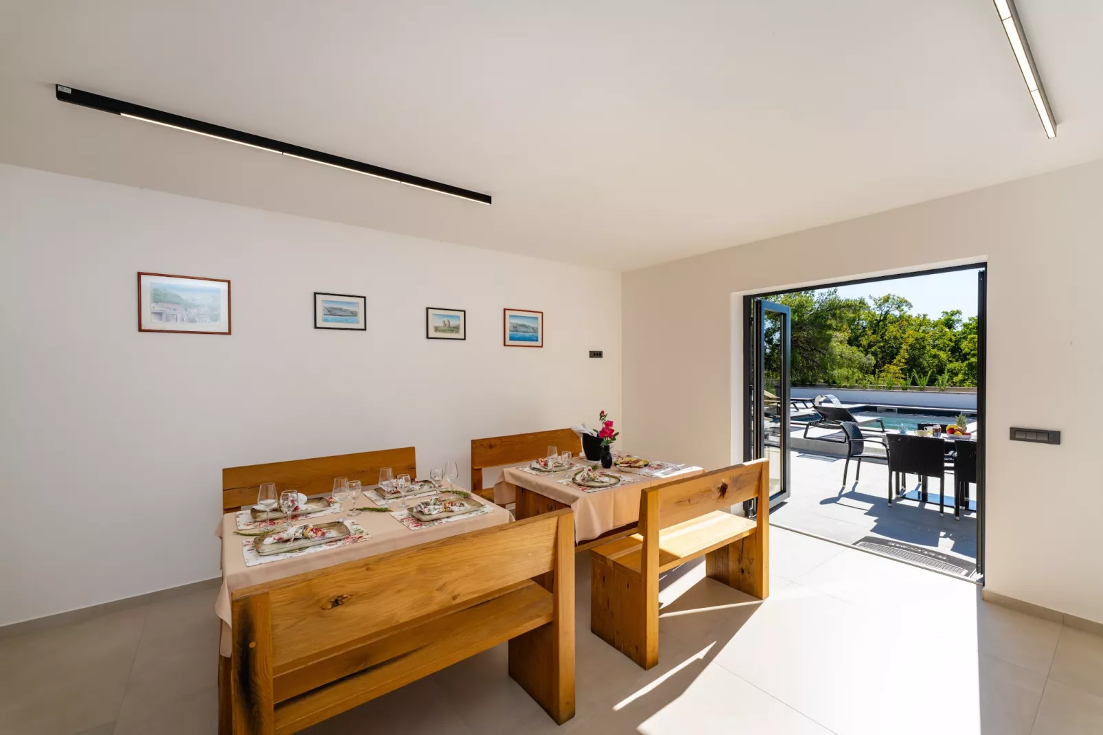 Sea view Villa Senti-Salle à manger