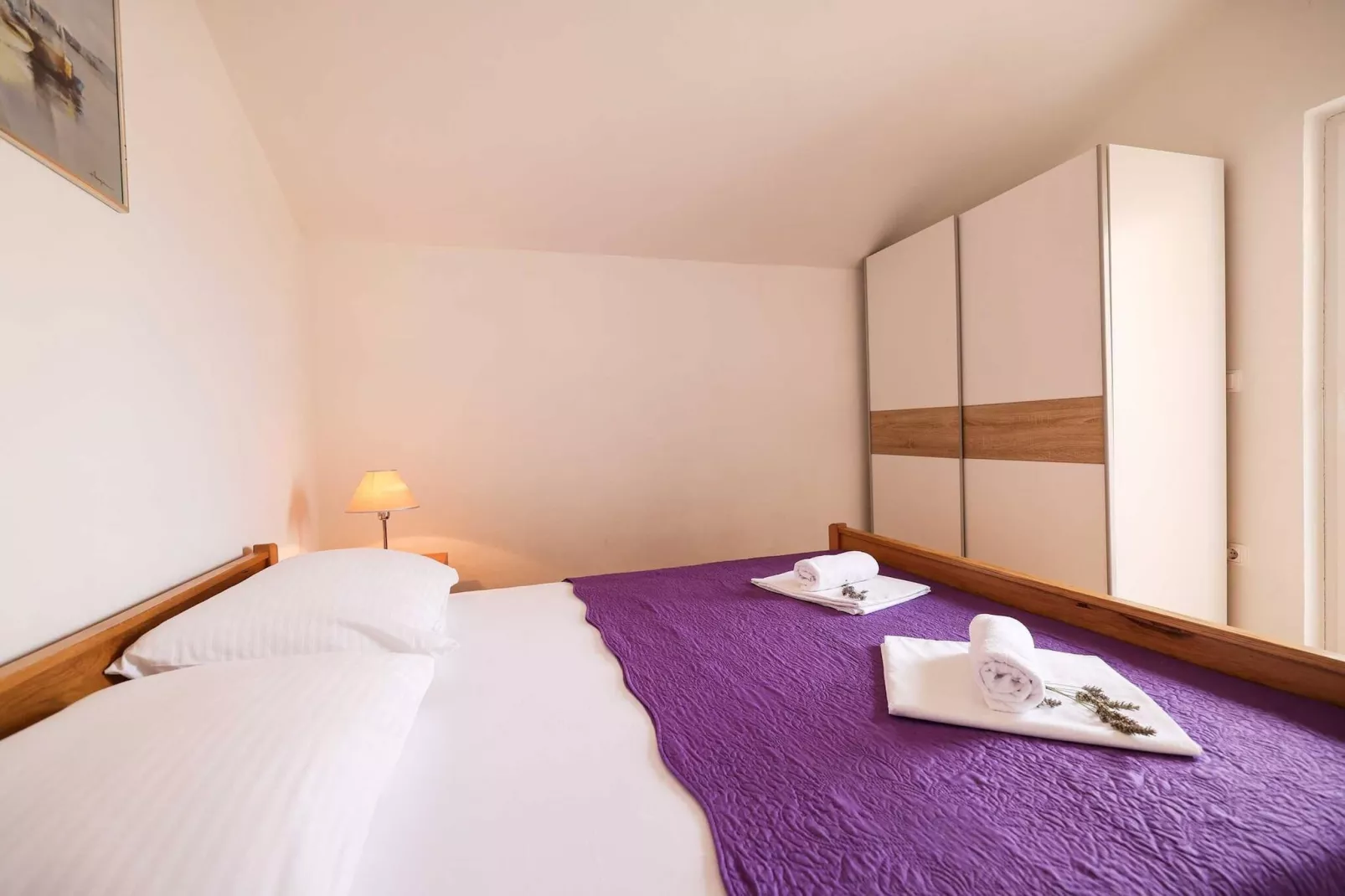 Holiday home Nekic-Schlafzimmer