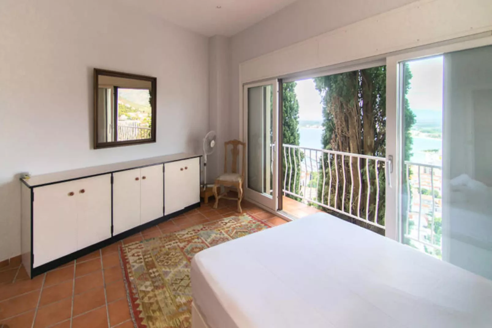 Maison à Roses-Nicht zugeordnet