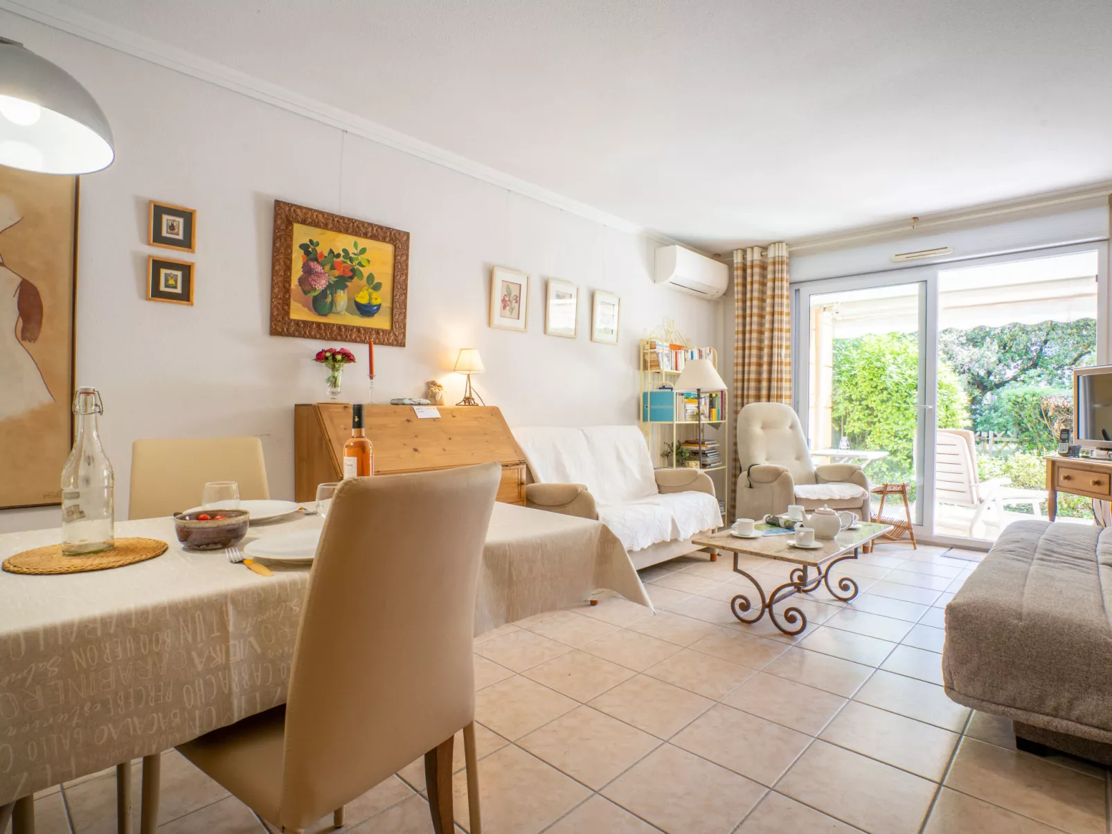 Le Grand Parc-Inside