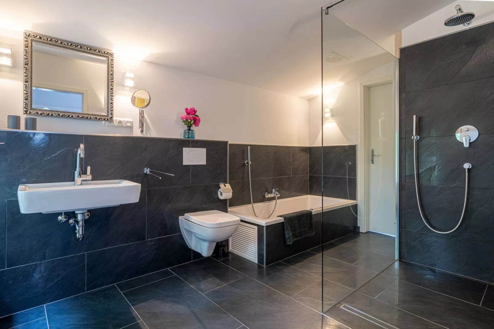 Ferienhaus Hygge Westerhever-Badezimmer