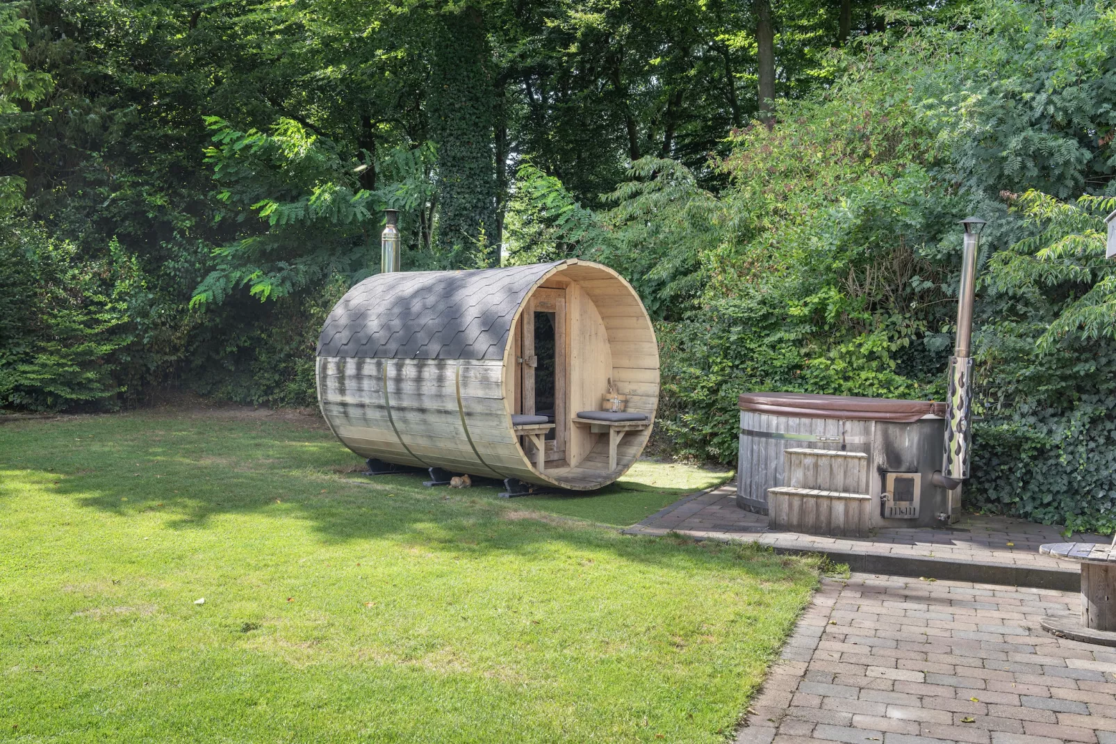 't Voortsche Boshuys-Facilities