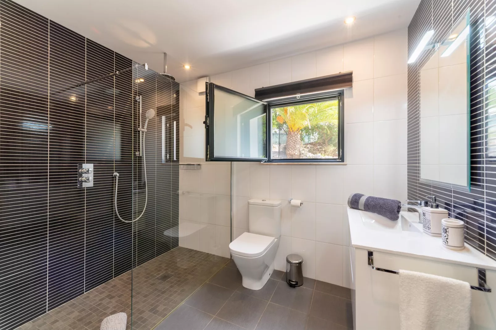 Casa o Sonho-Bathroom