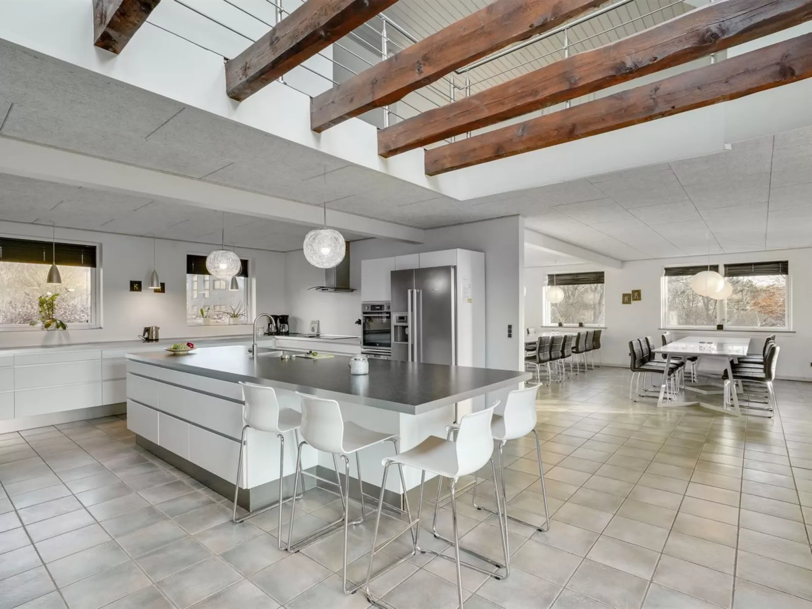 "Markhild" - 300m to the fjord-Drinnen