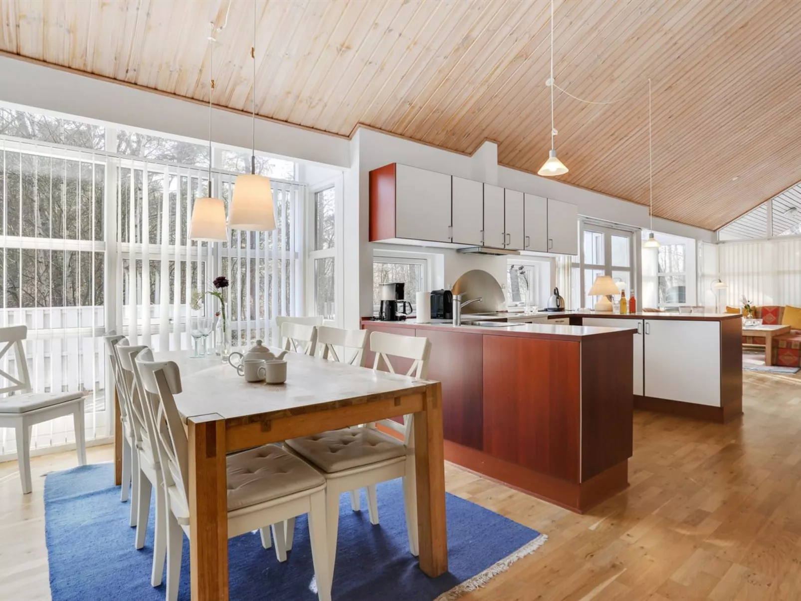 "Dorit" - 600m from the sea-Drinnen