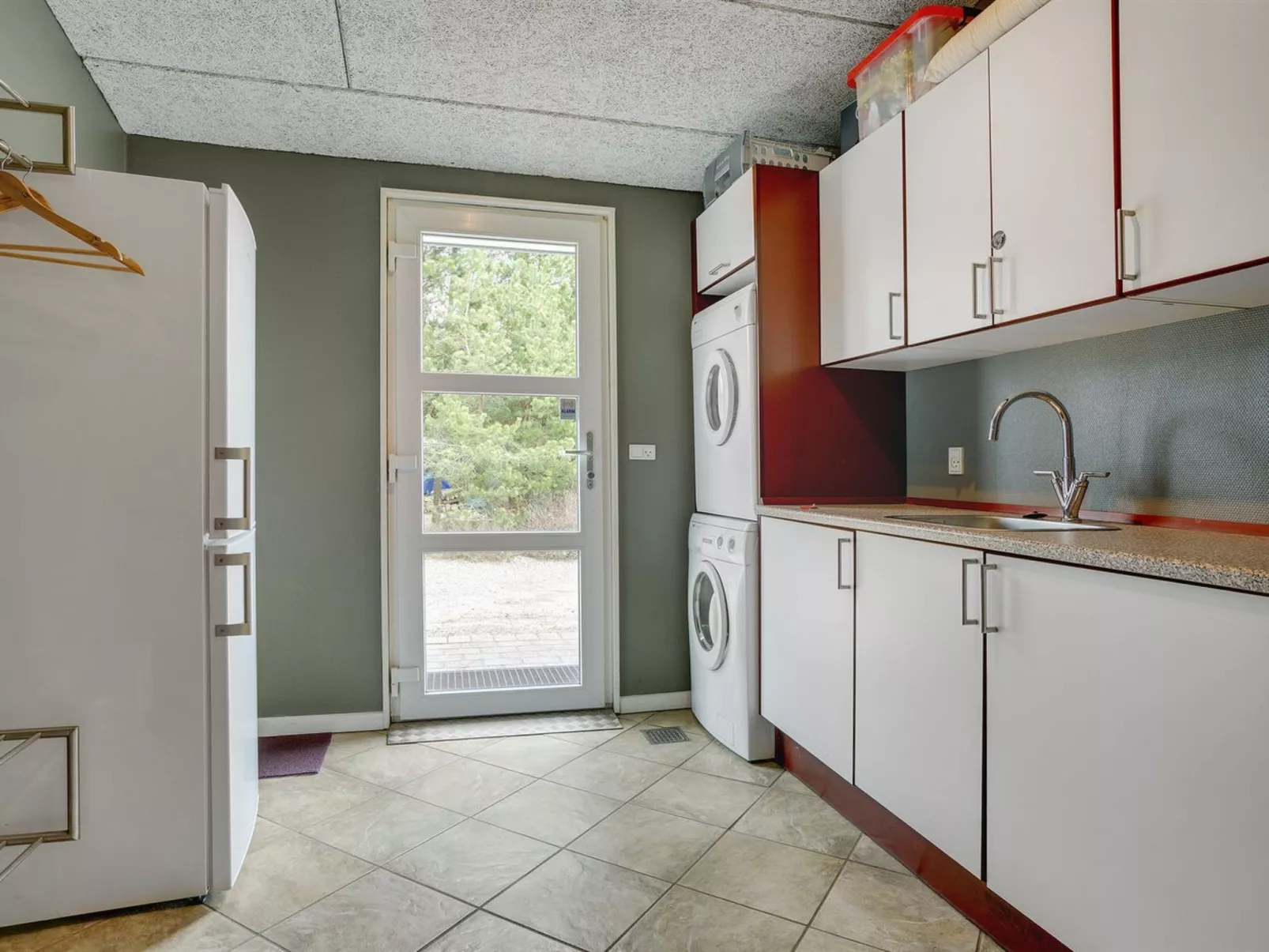 "Nael" - 1.6km from the sea-Drinnen