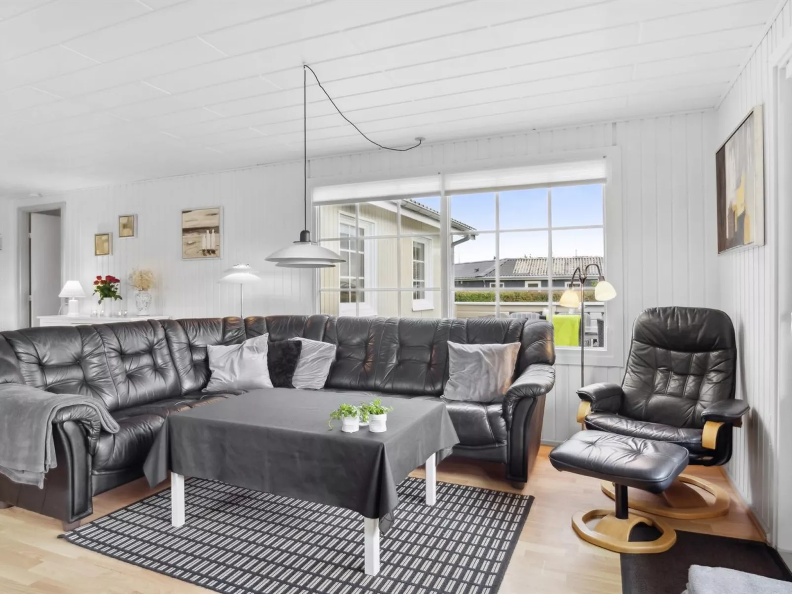 "Haralda" - 300m from the sea-Dedans