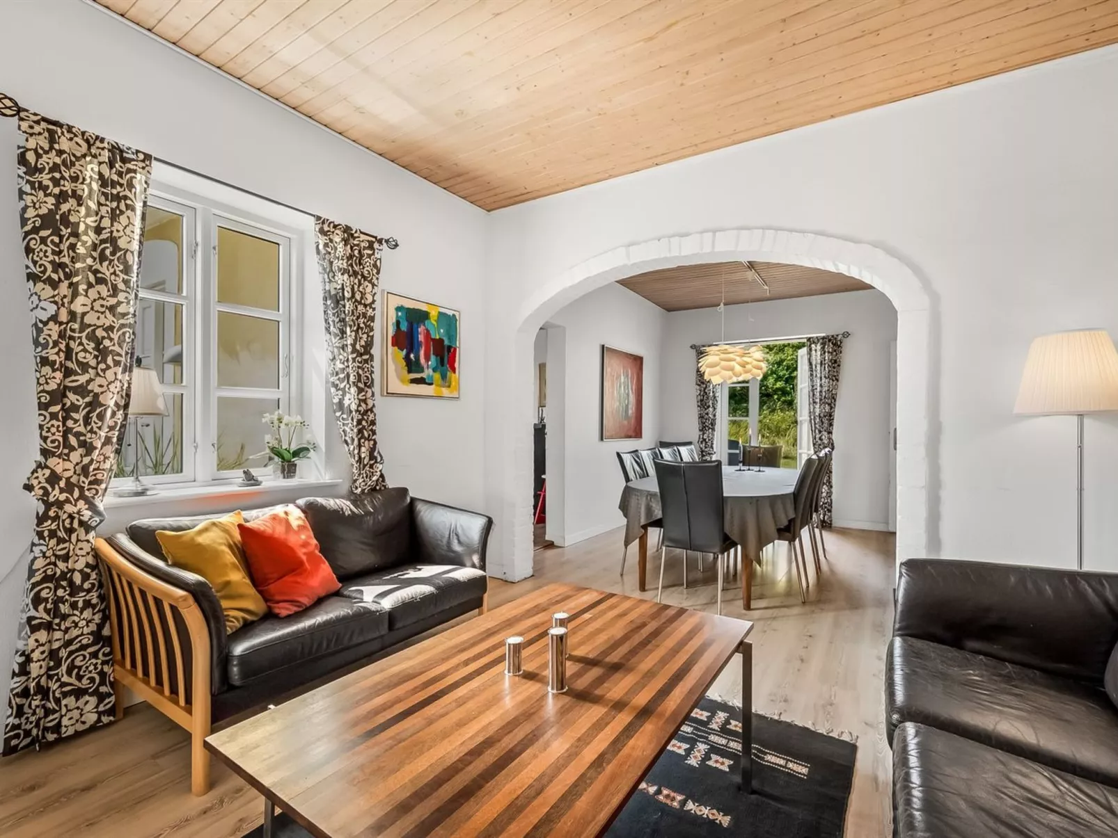 "Urte" -  from the sea-Inside