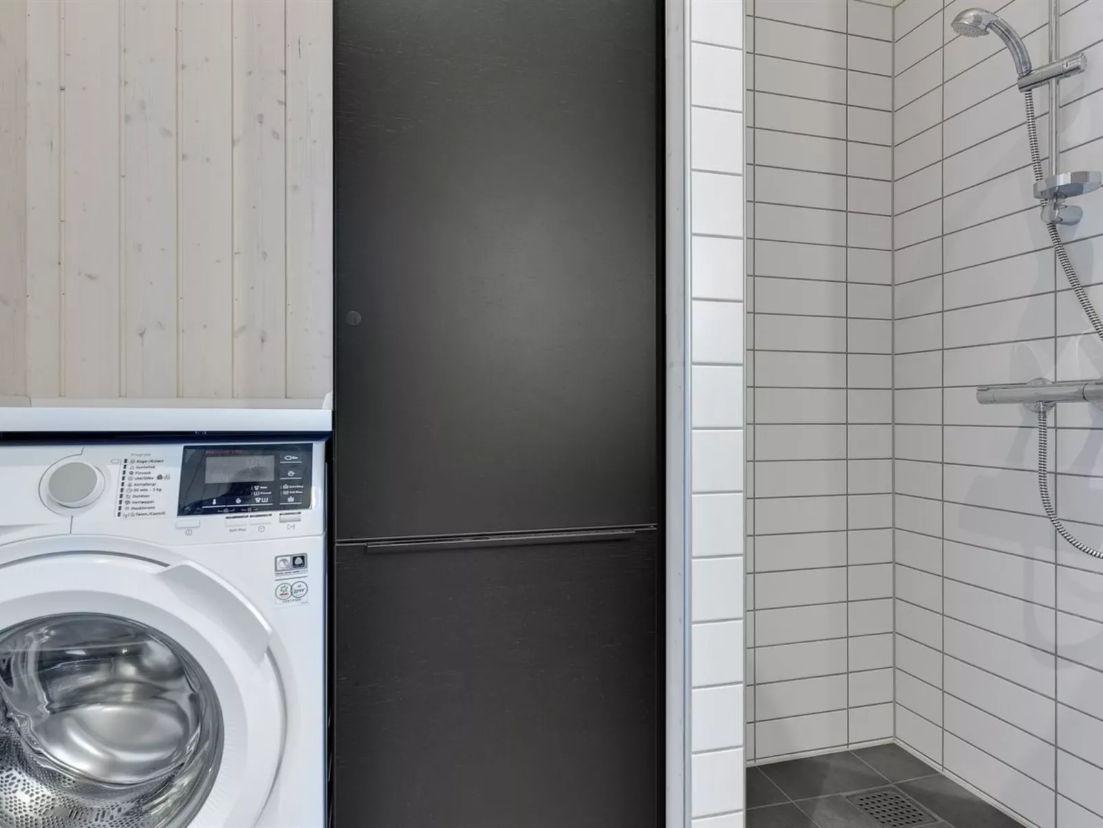 "Sighfrith" - 150m from the sea-Dedans