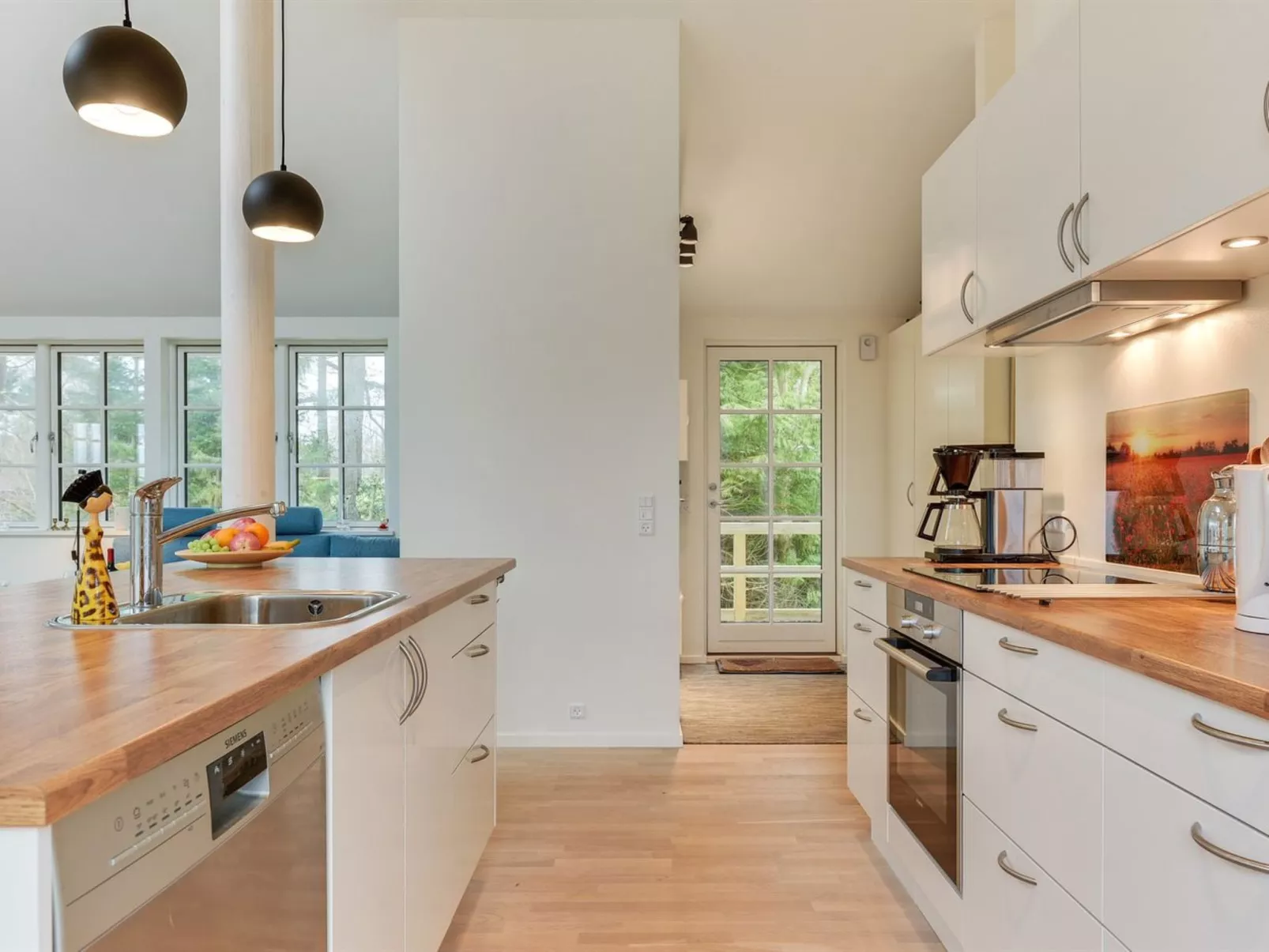 "Auke" - 100m from the sea-Drinnen