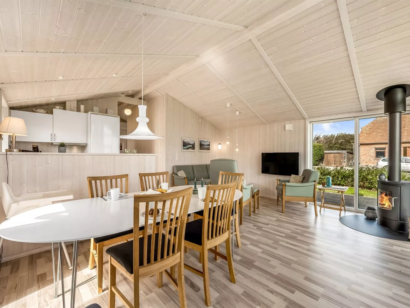 "Tanna" - 330m to the fjord-Inside