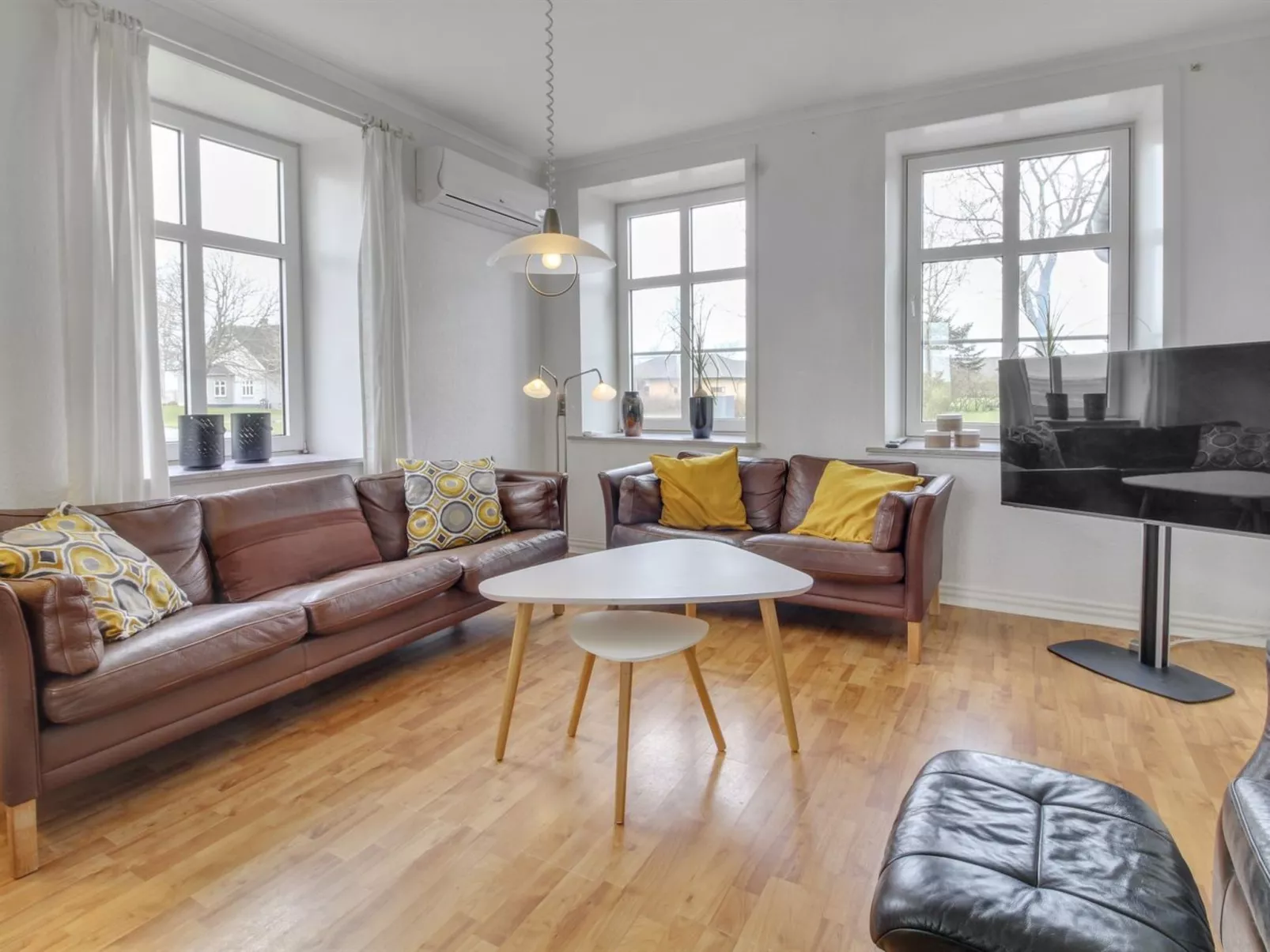 "Juuso" - 20km from the sea-Inside