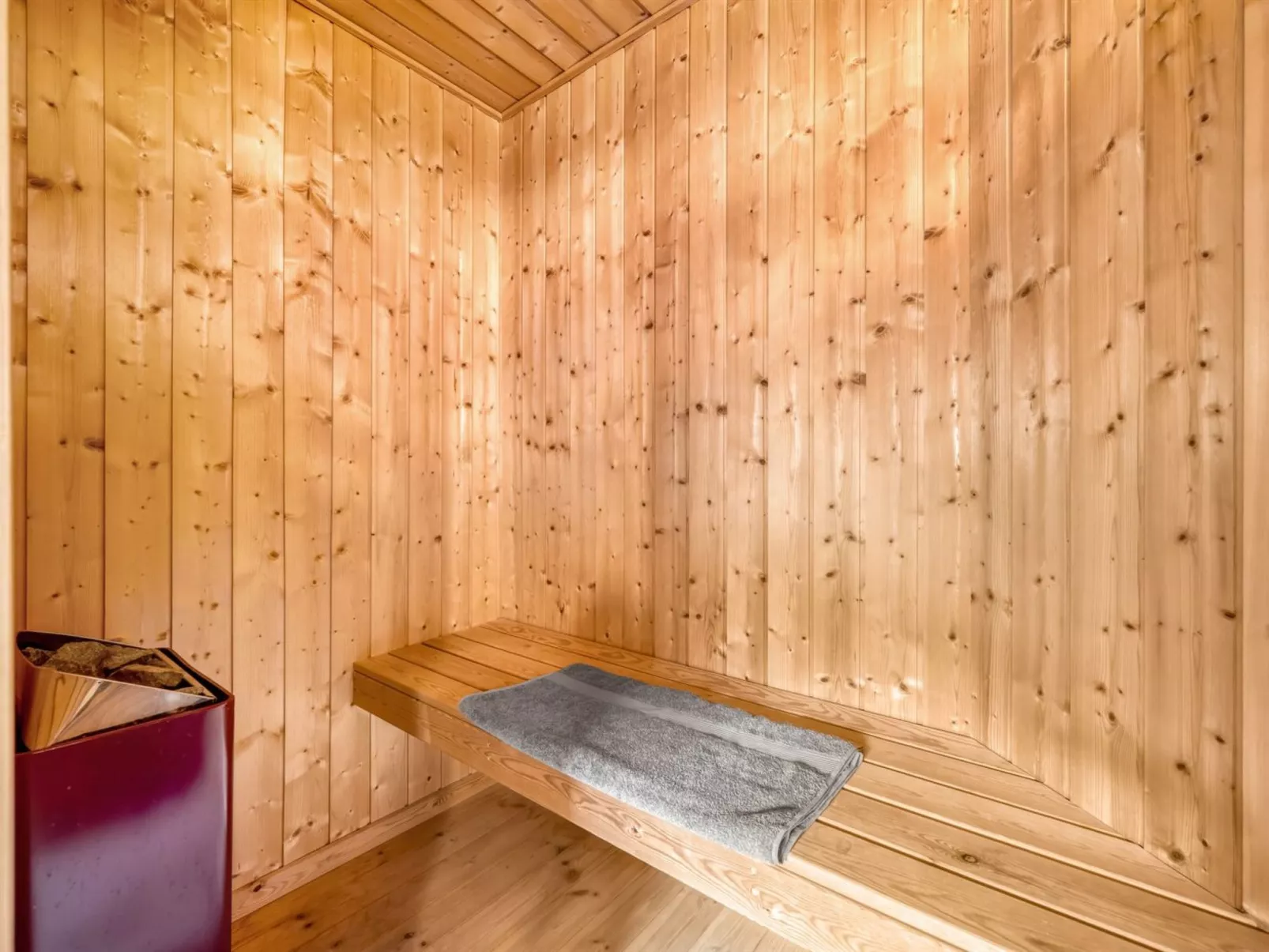 "Anisette" - 1km from the sea-Inside