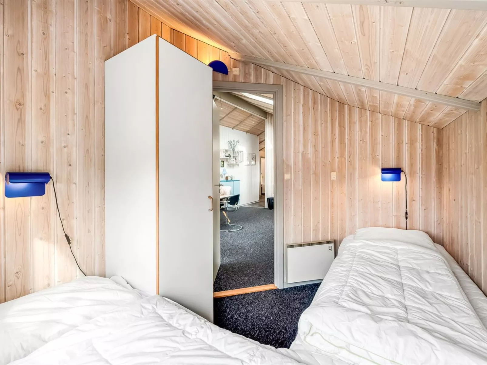 "Marisol" - 600m to the fjord-Inside