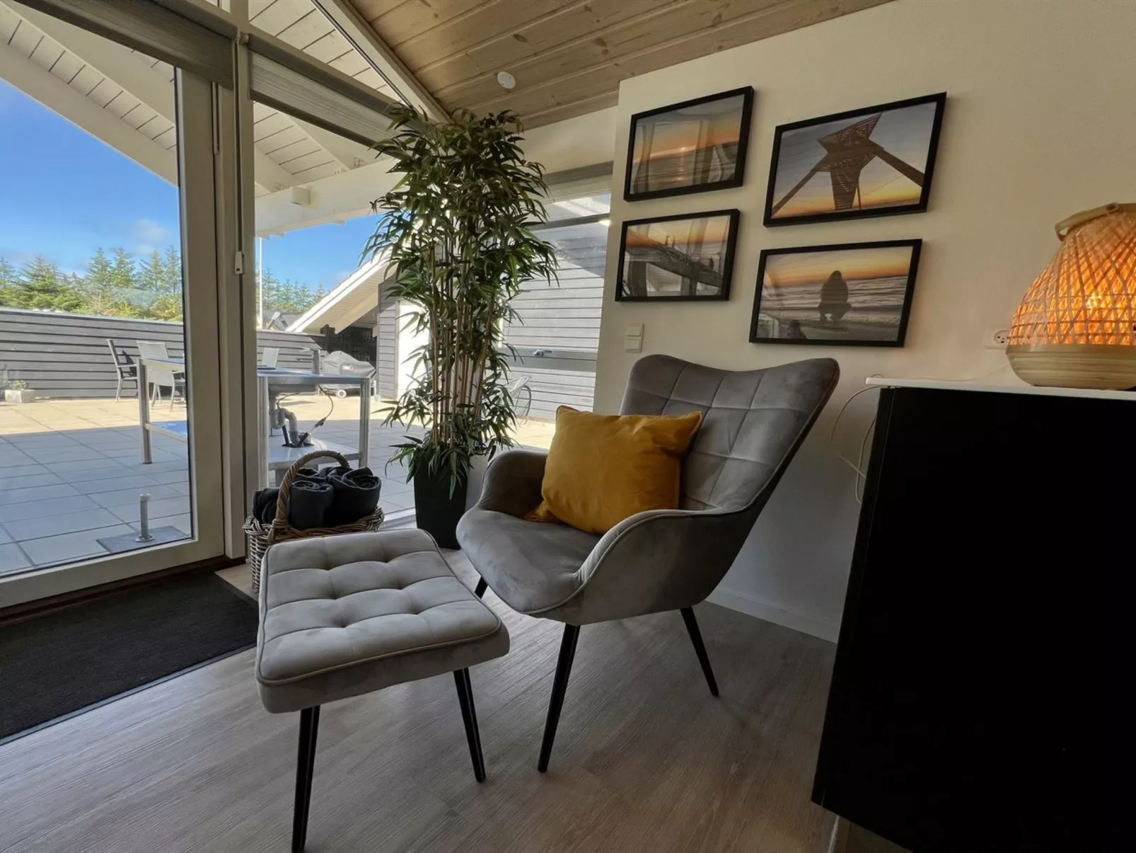 "Ancel" - 1.7km from the sea-Inside