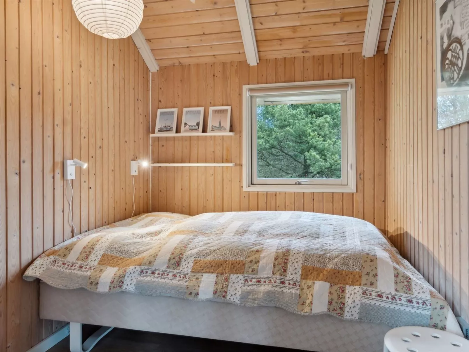 "Wale" - 3.3km from the sea-Drinnen