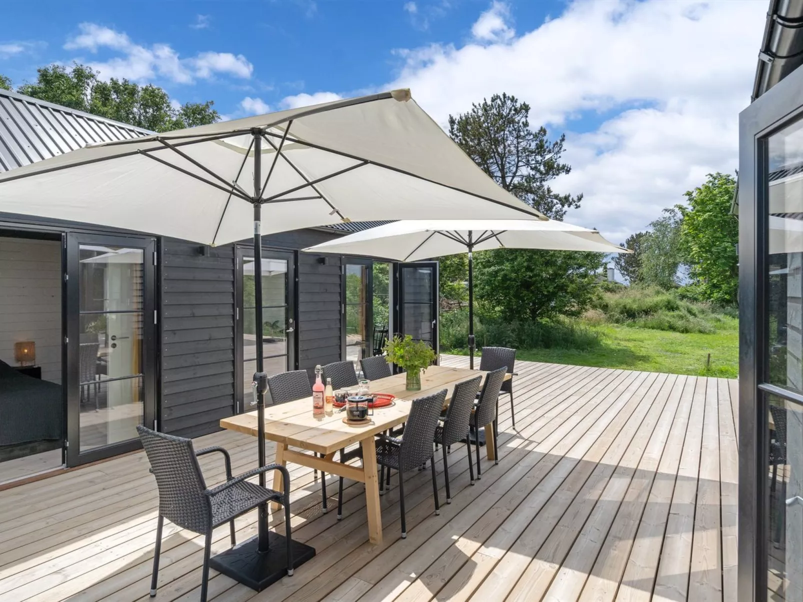 "Henrik" - 100m from the sea-Draußen