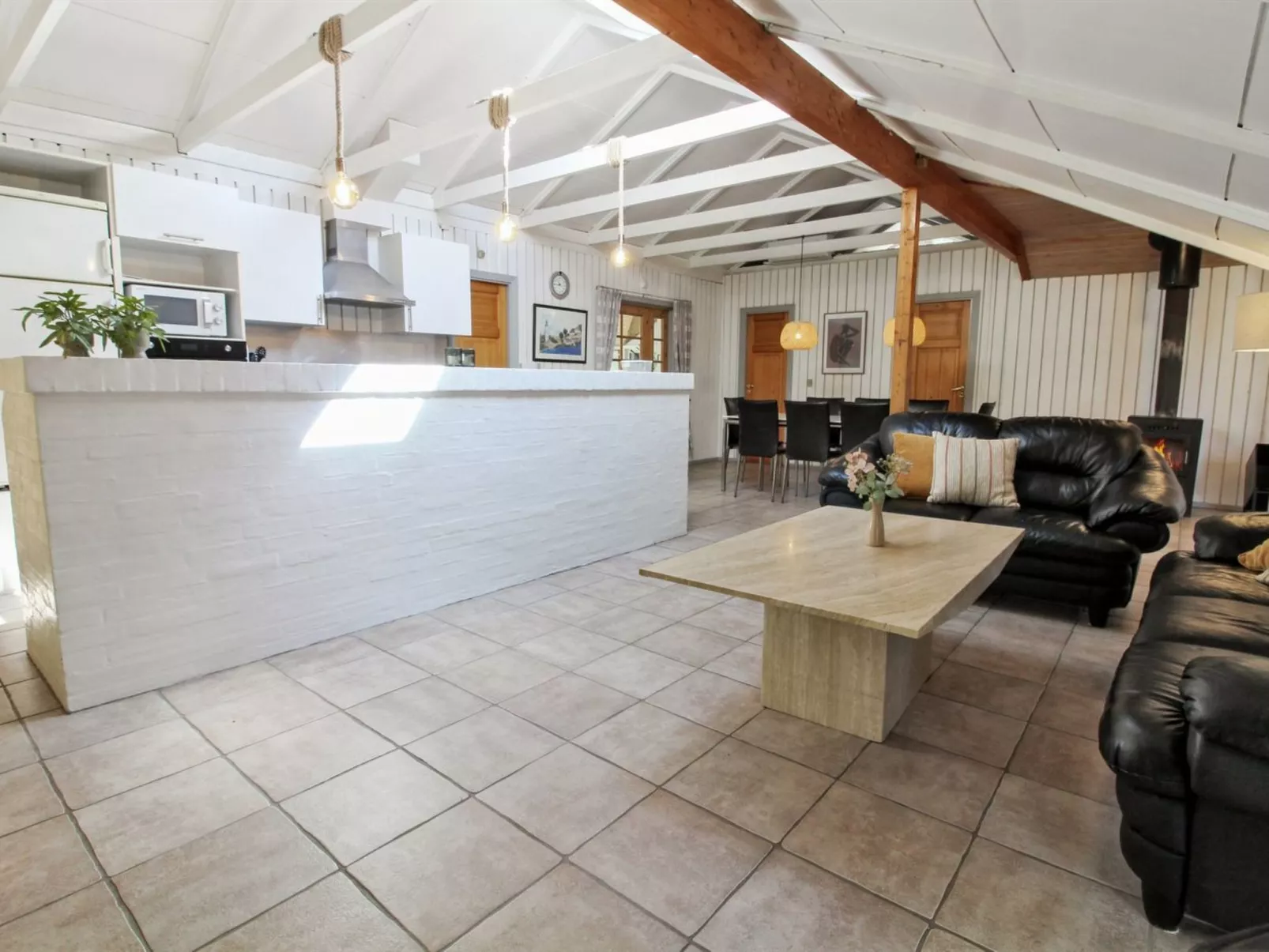 "Niyazi" - 3.1km from the sea-Inside