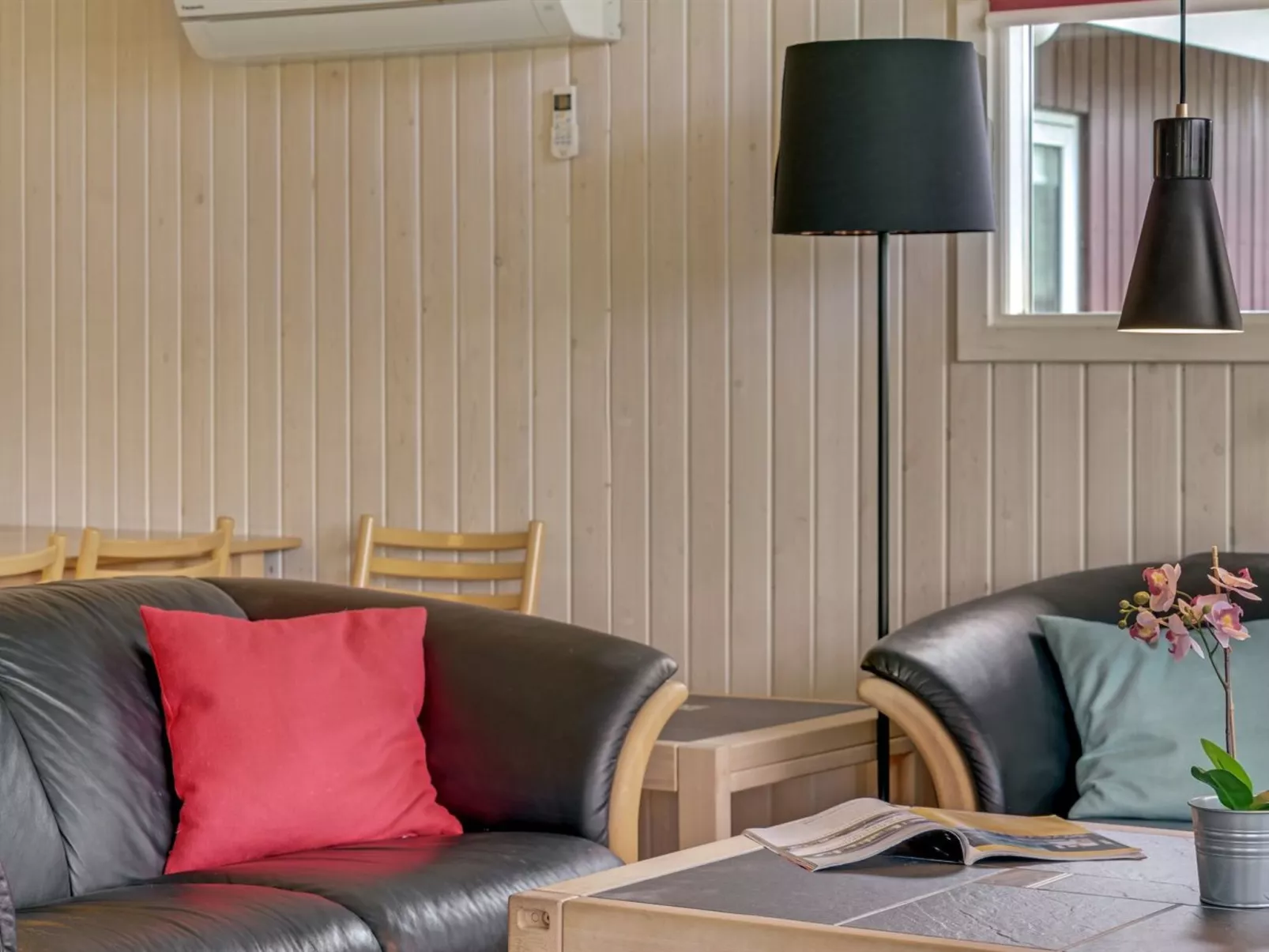 "Folke" - 250m from the sea-Drinnen