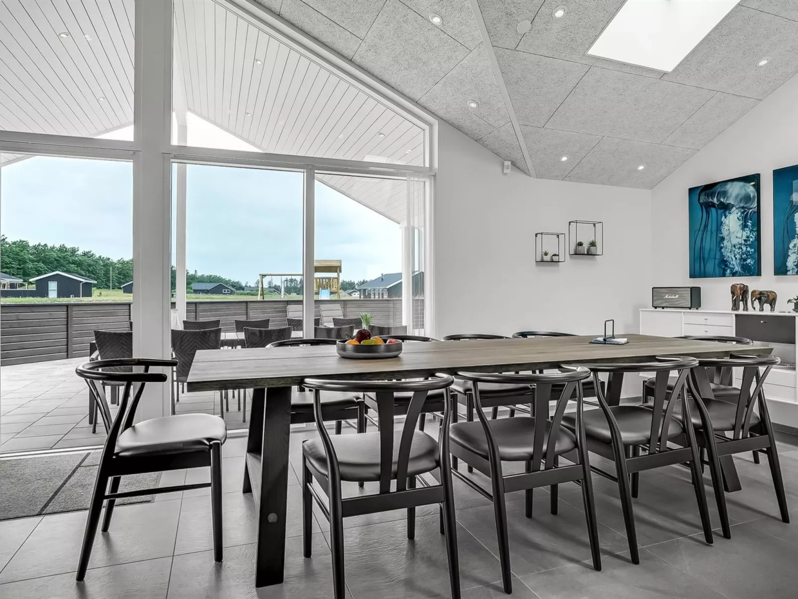 "Fegge" - 1.5km from the sea-Inside