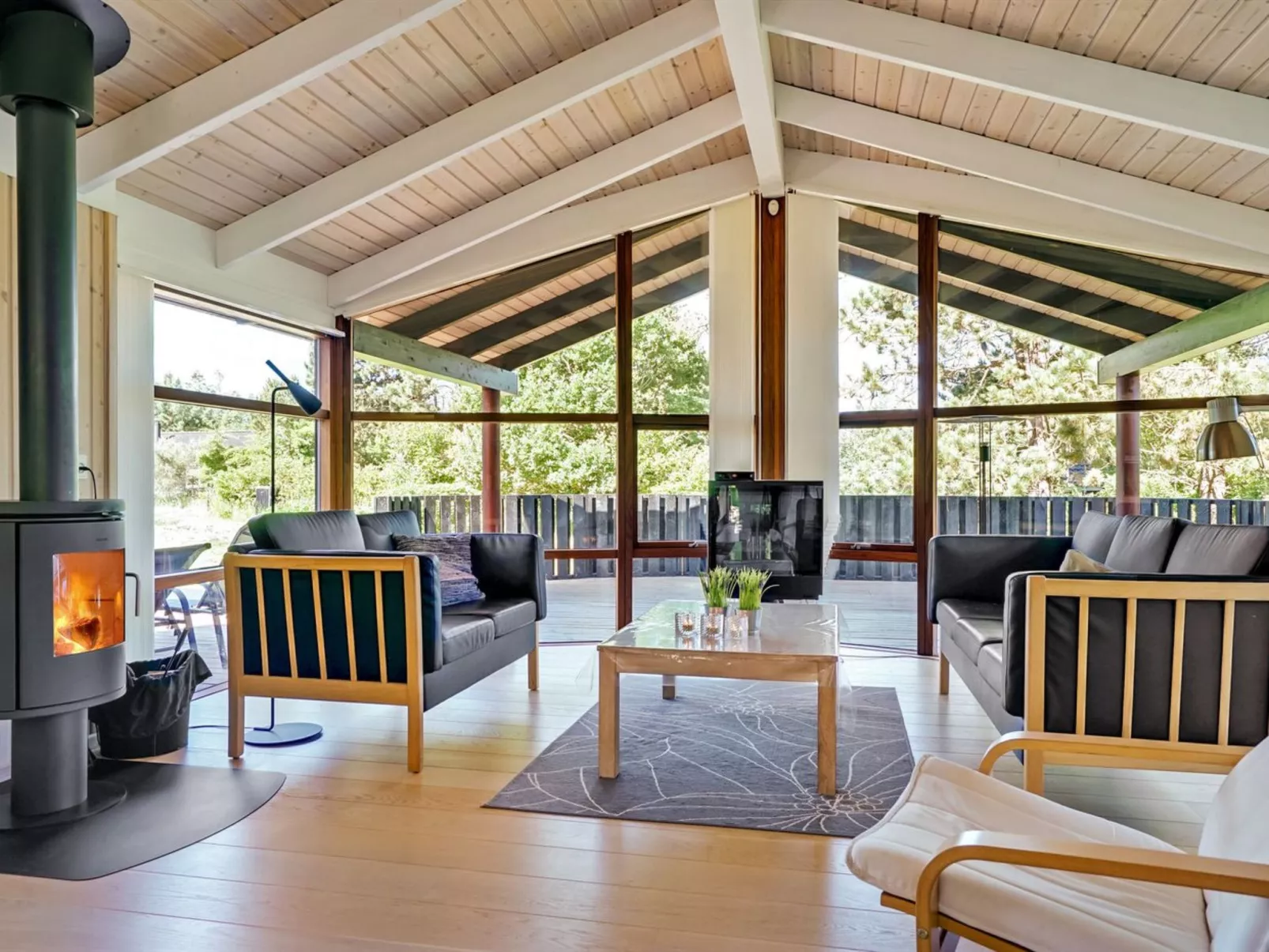 "Kali" - 900m to the fjord-Inside