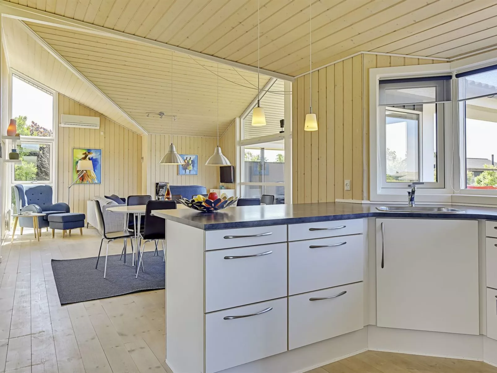 "Kierstine" - 100m from the sea-Dedans