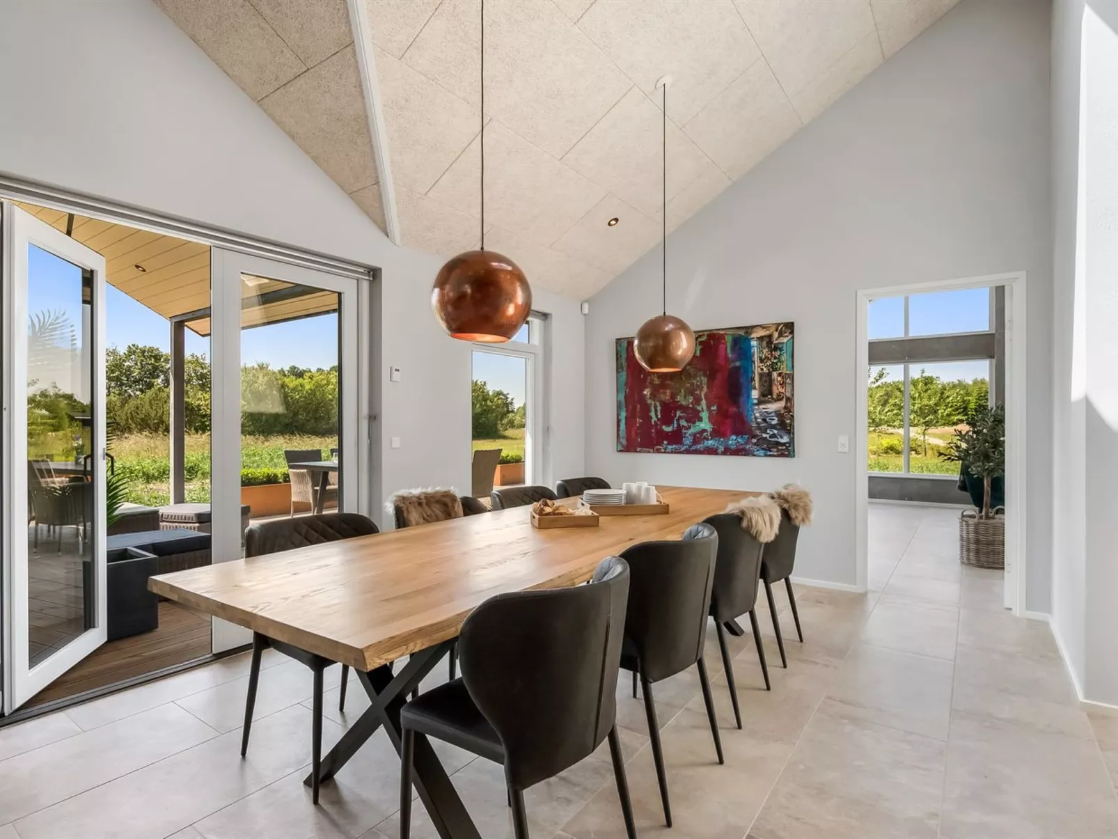 "Måns" - 500m to the fjord-Inside