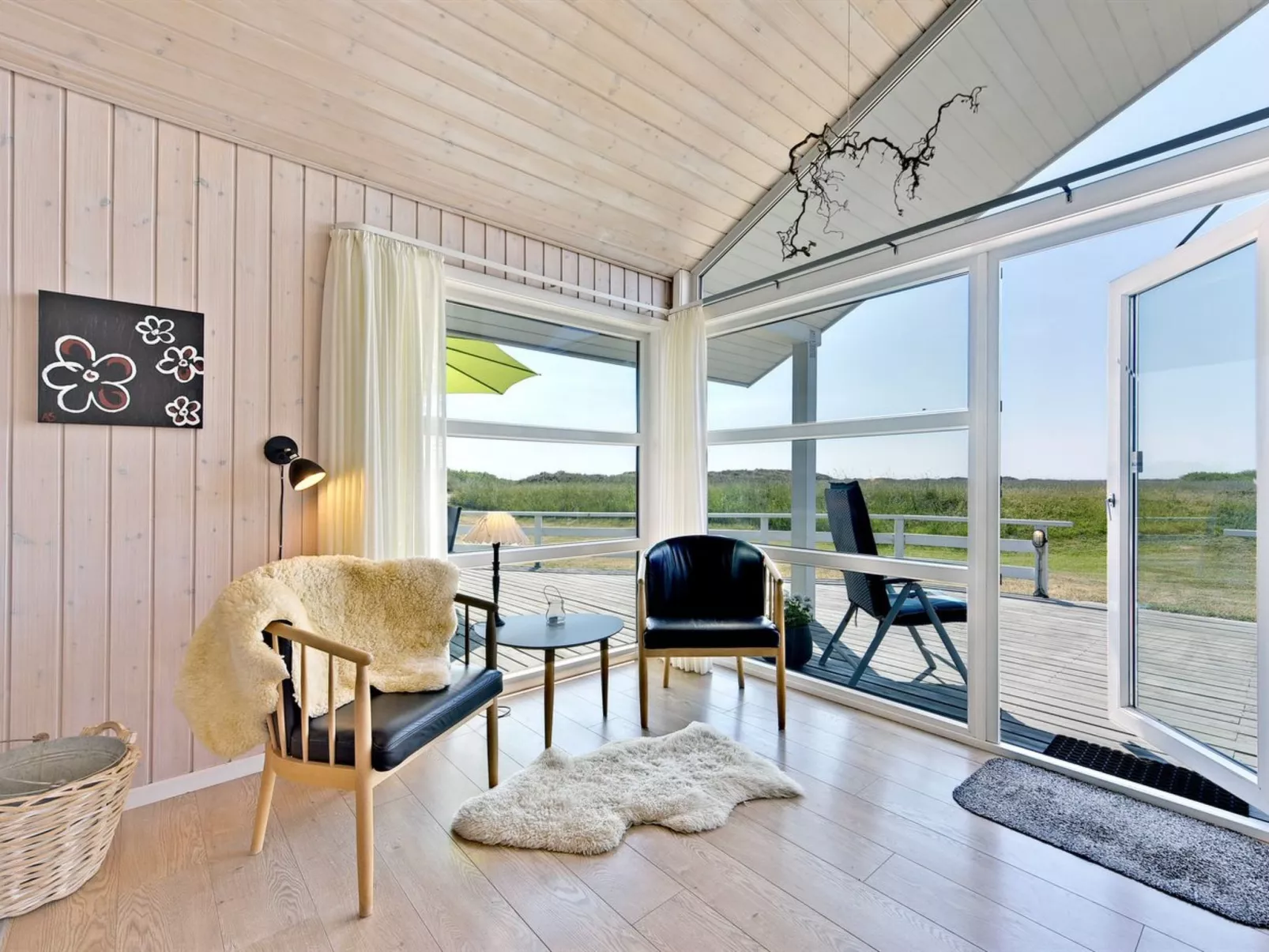 "Chrisse" - 550m from the sea-Inside