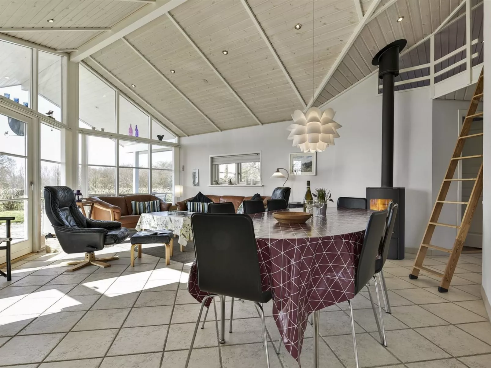 "Bara" - 600m from the sea-Inside