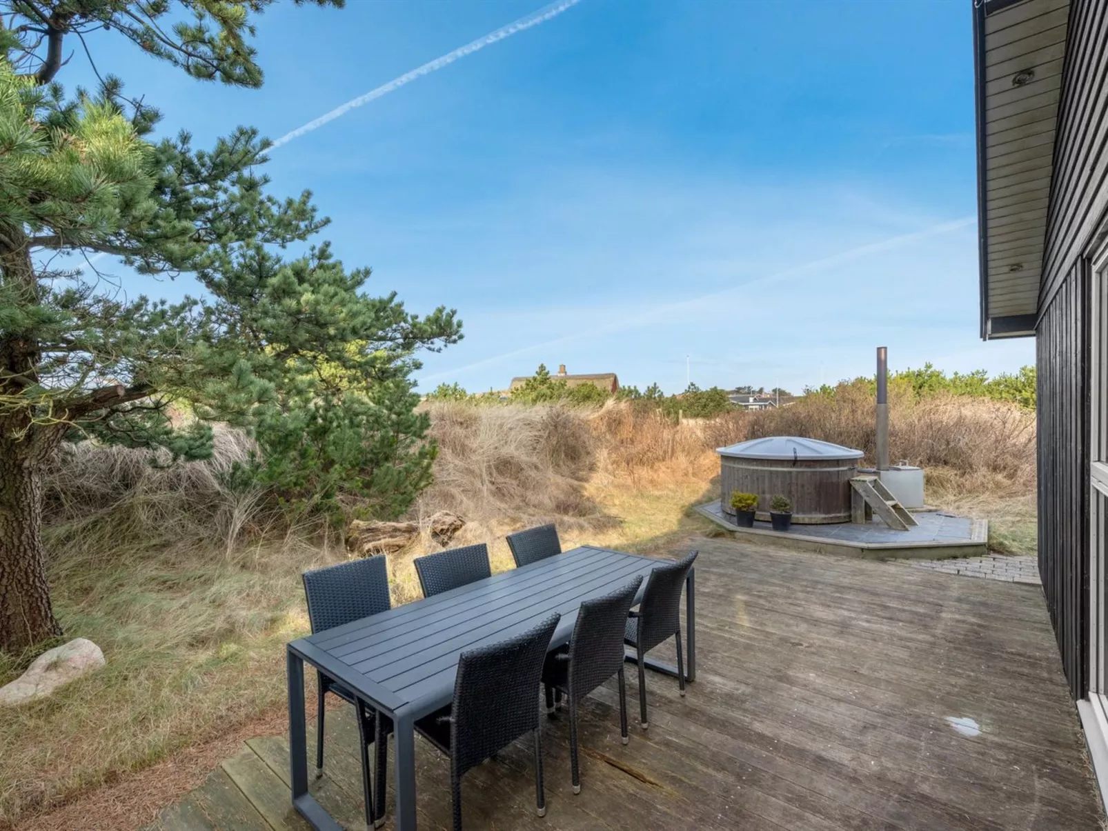 "Illona" -  from the sea-Outside