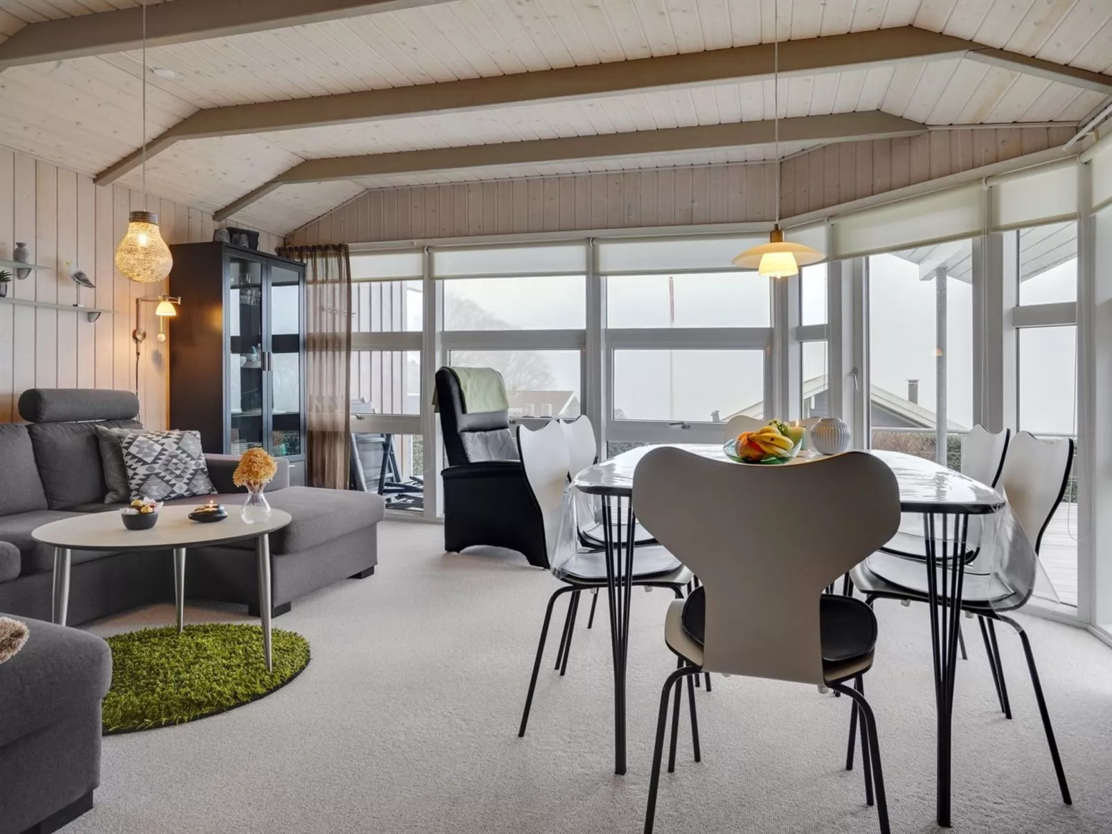 "Ebbeline" - 150m from the sea-Dedans