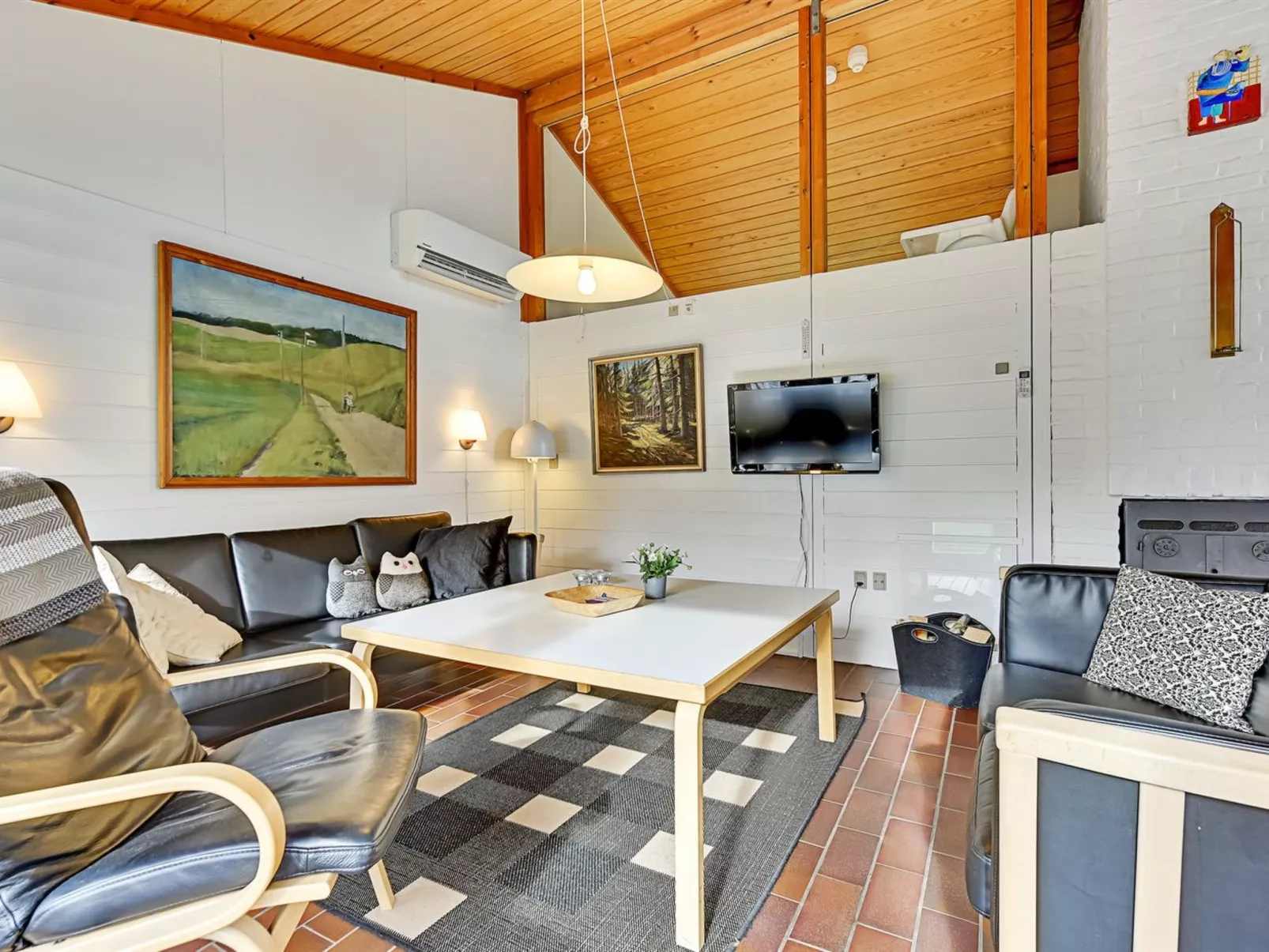 "Boris" - 500m from the sea-Drinnen