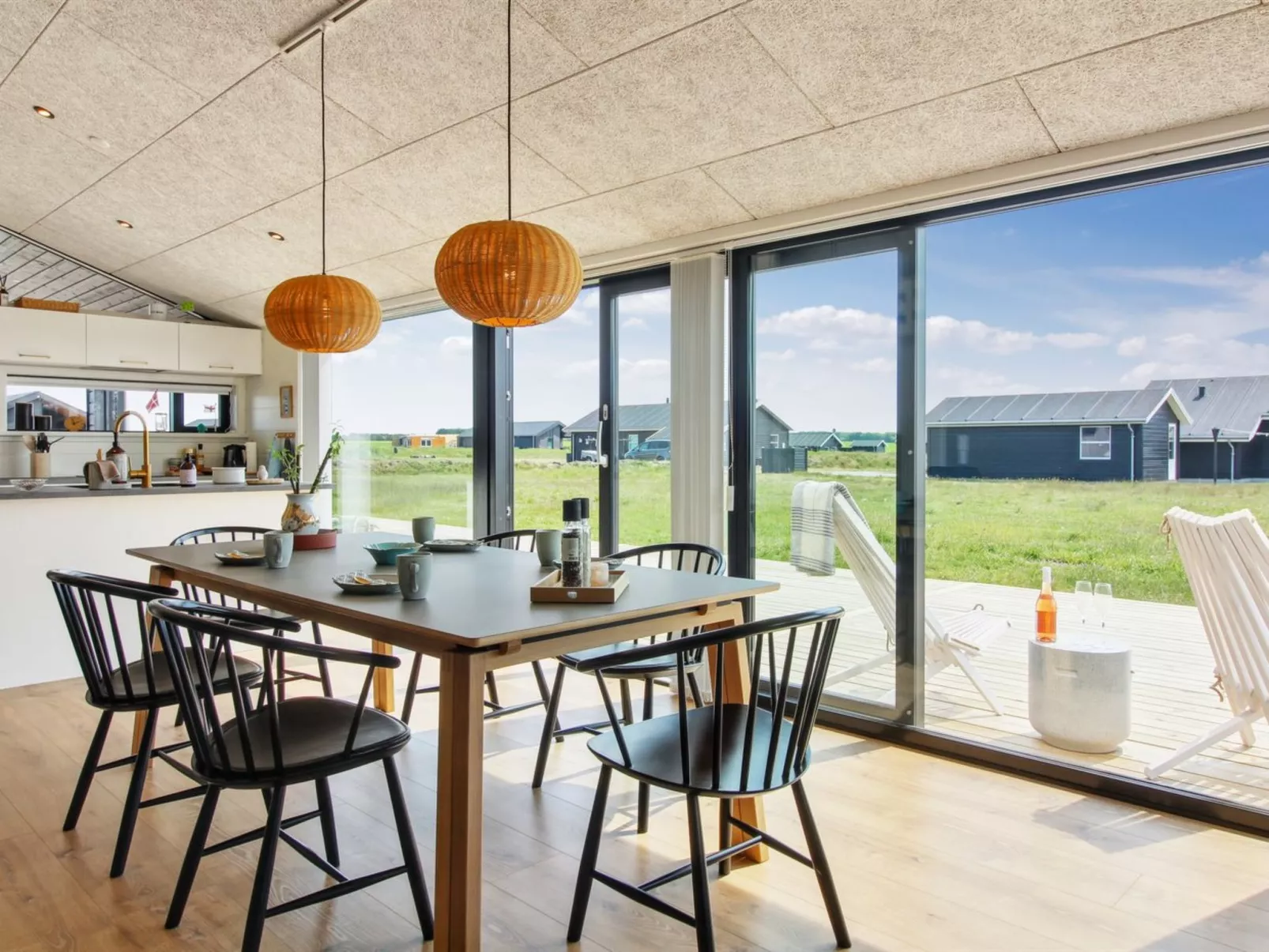 "Serey" - 1.4km from the sea-Drinnen