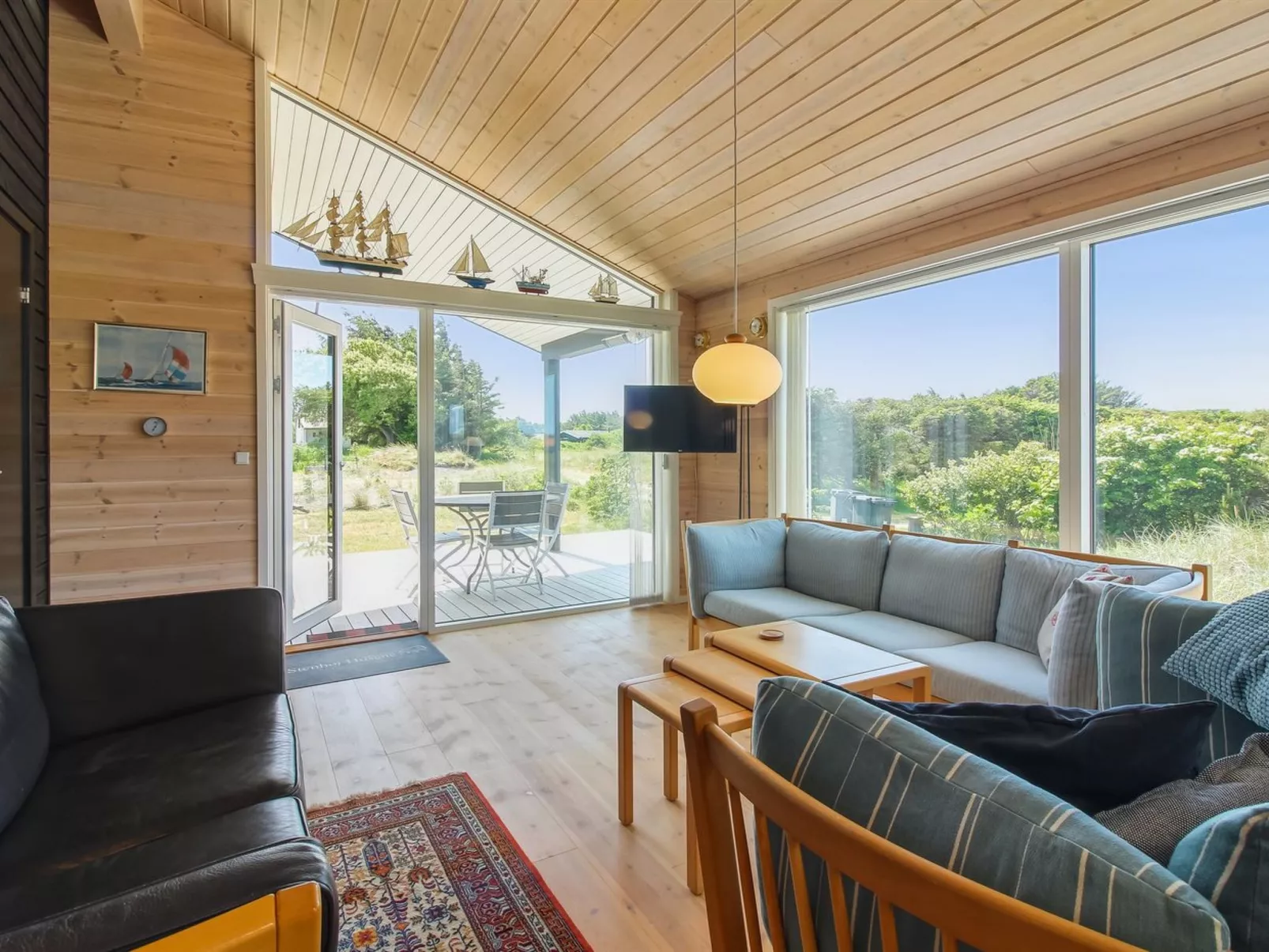 "Sampo" - 400m from the sea-Drinnen