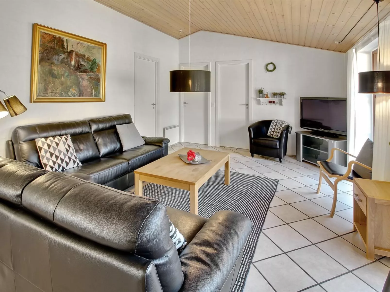 "Holmved" - 1.2km from the sea-Inside