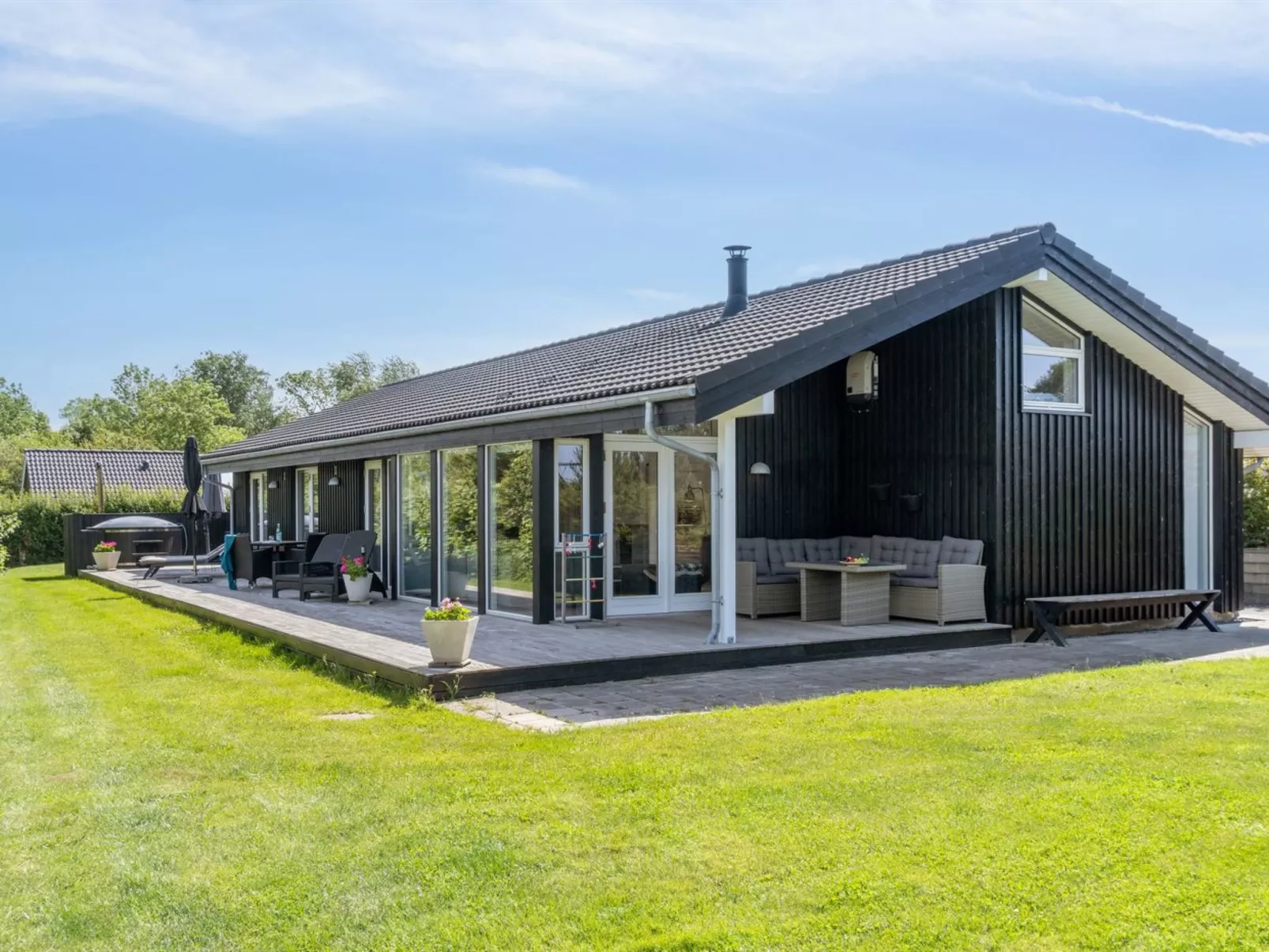 "Tuulikki" - 100m from the sea-Outside