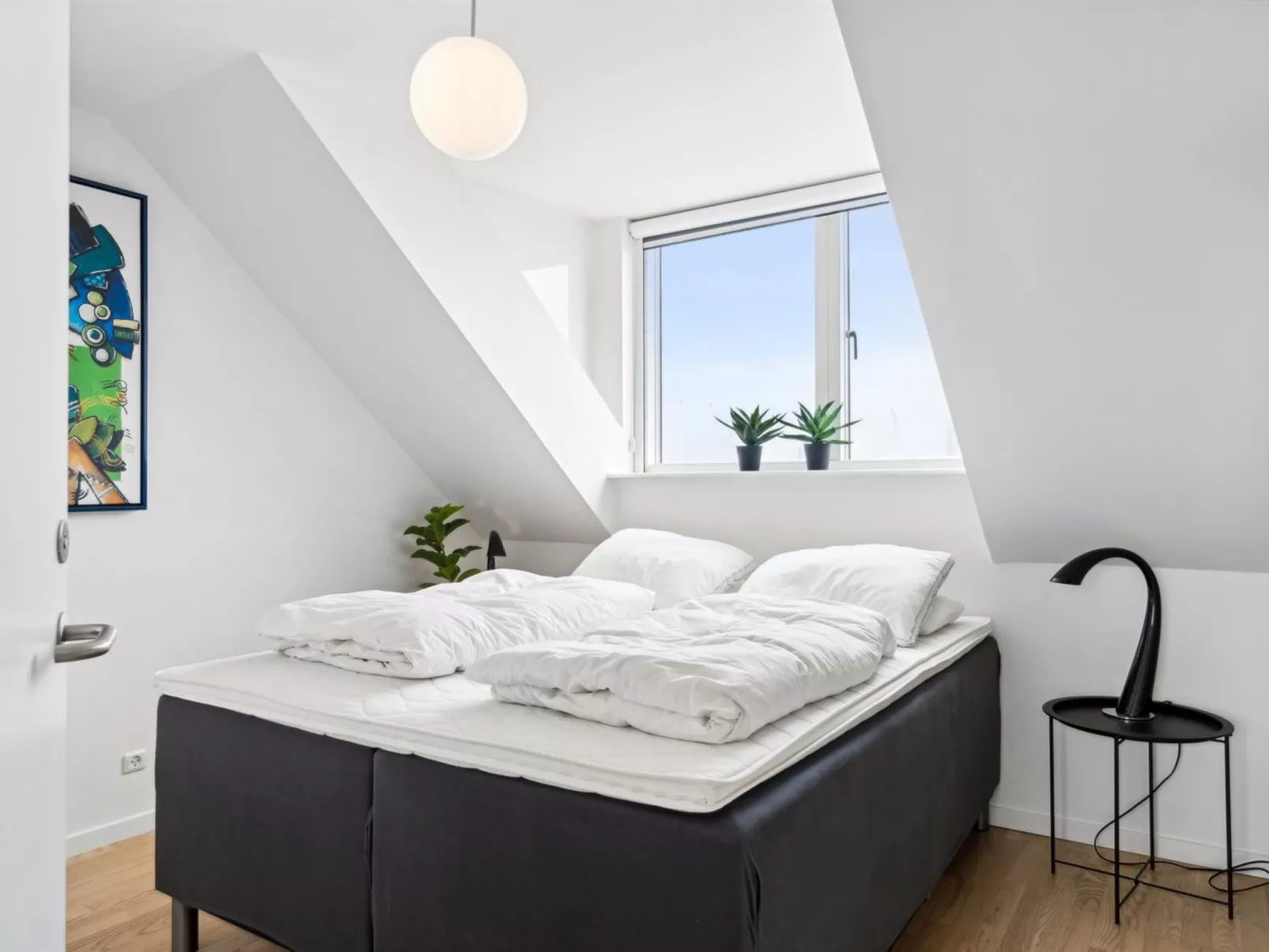 "Skade" - 10m from the sea-Inside