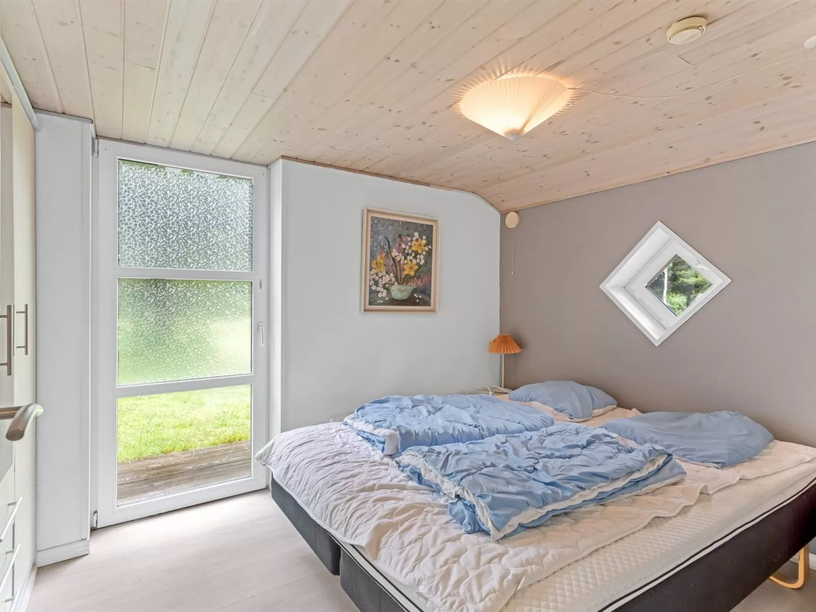 "Samine" - 2km from the sea-Inside