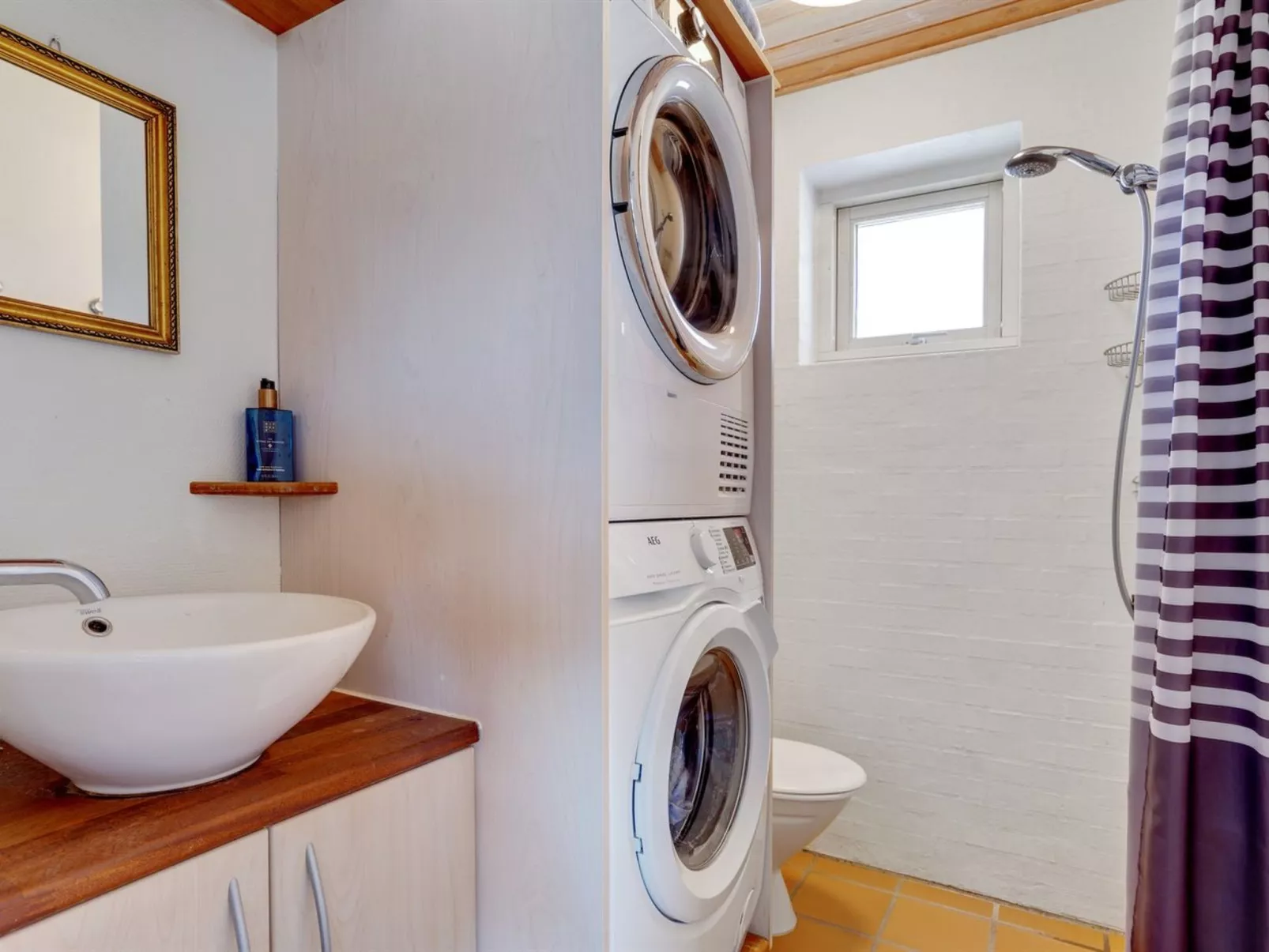 "Ljubinko" - 50m from the sea-Dedans