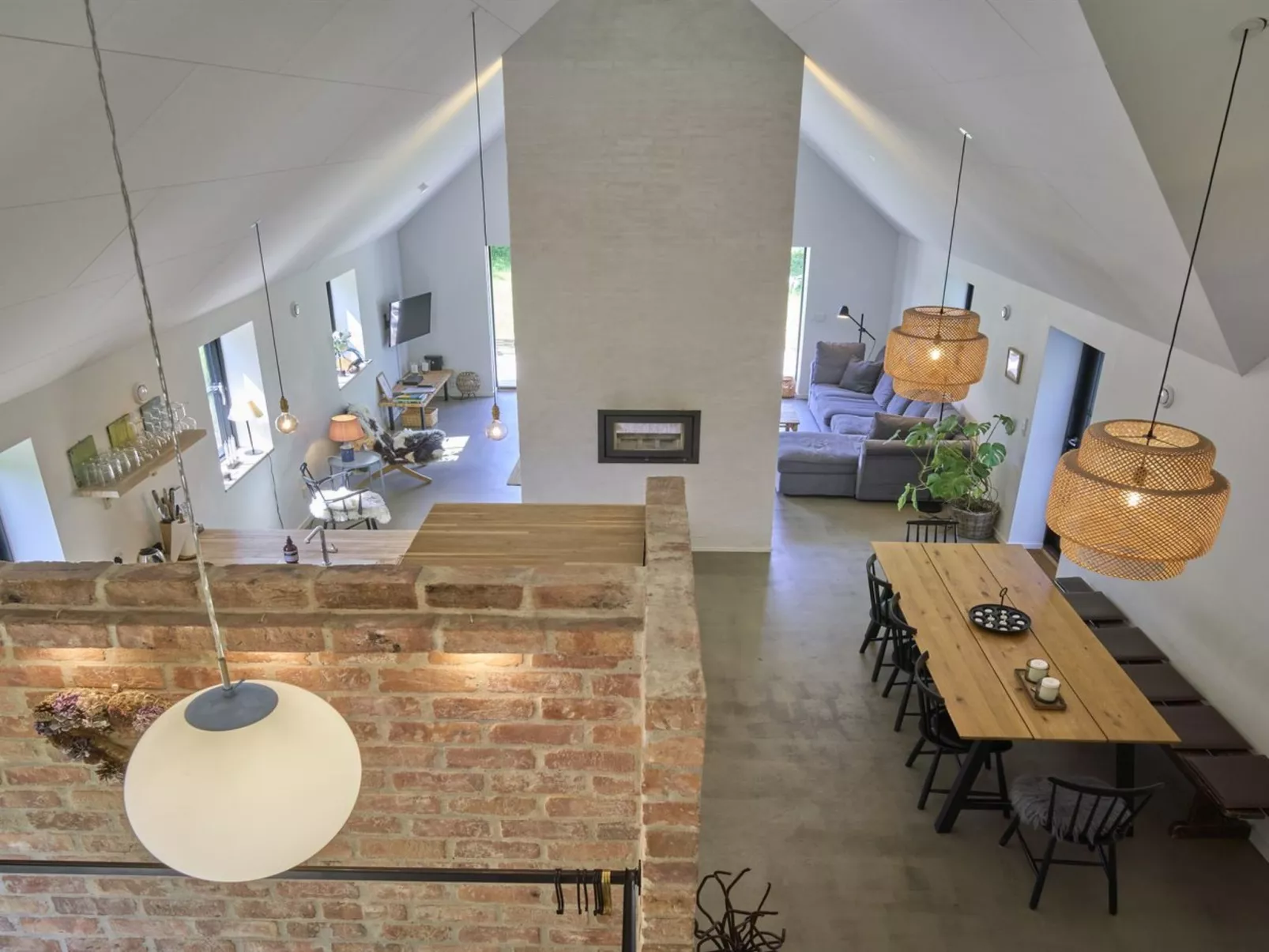 "Agir" - 200m from the sea-Dedans