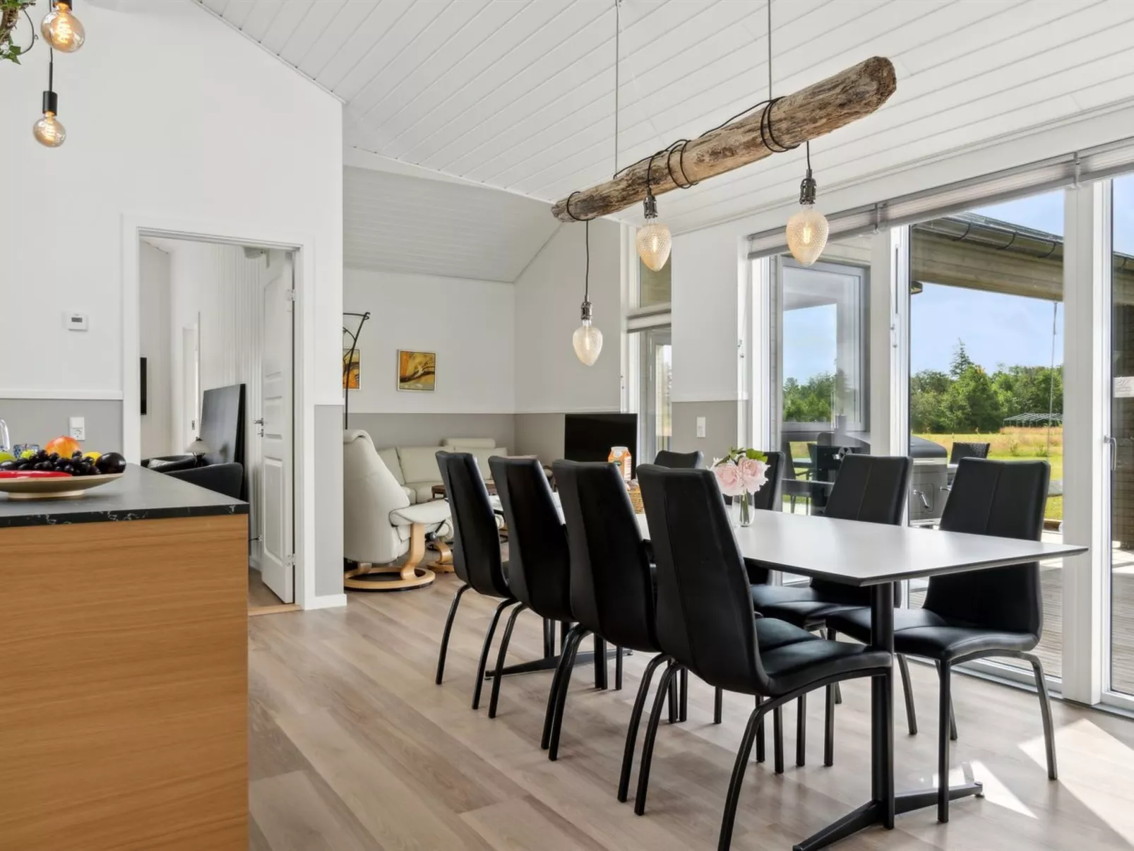 "Henke" - 475m from the sea-Drinnen