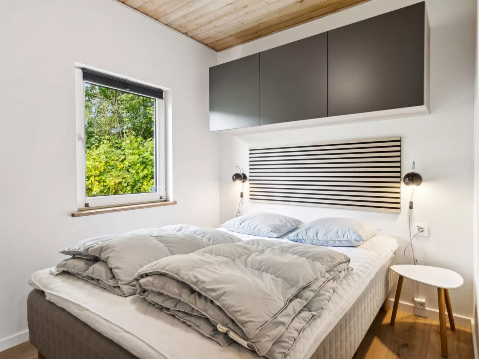 "Svenn" - 300m from the sea-Drinnen