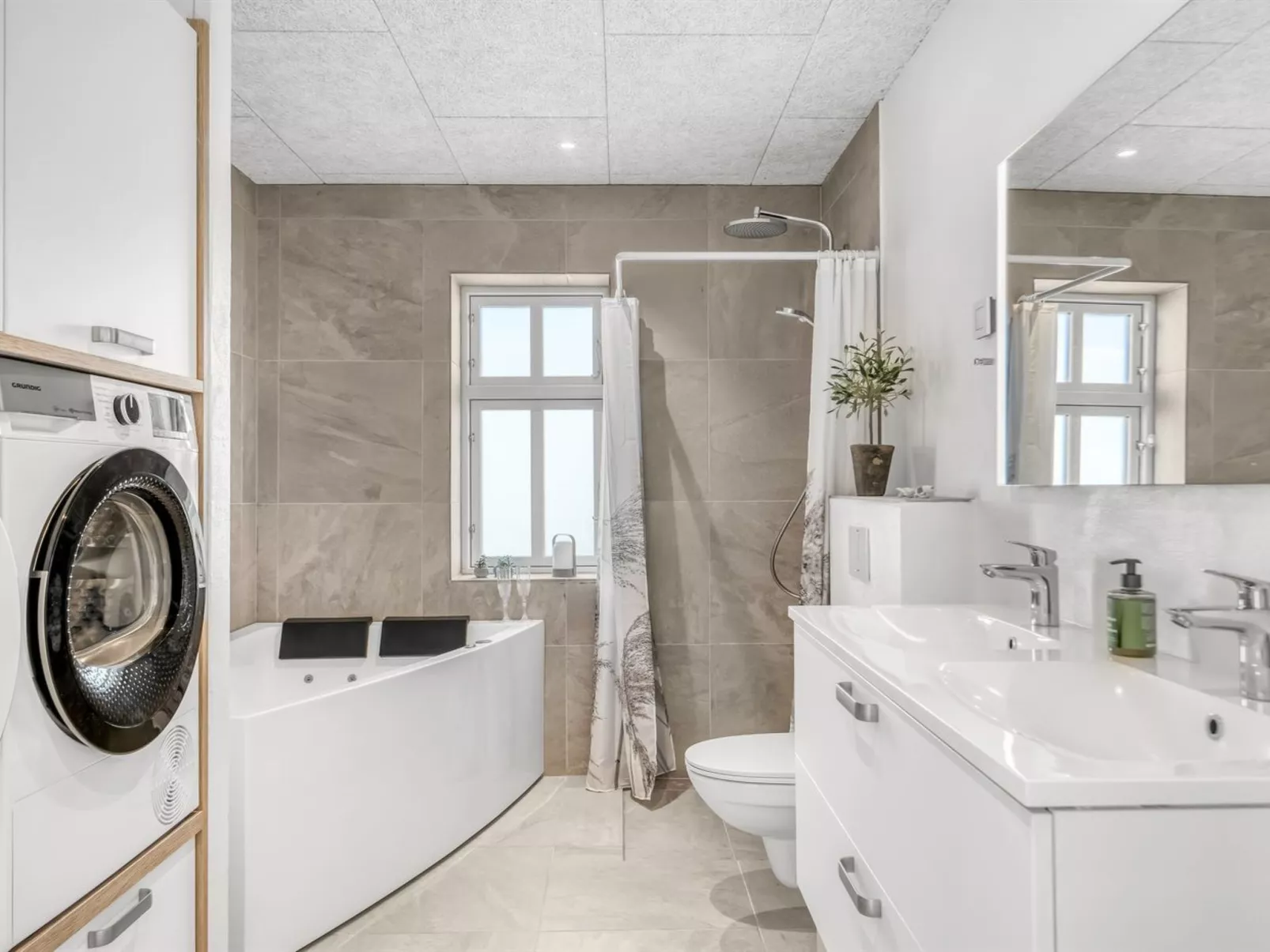 "Josina" - 1.8km from the sea-Drinnen