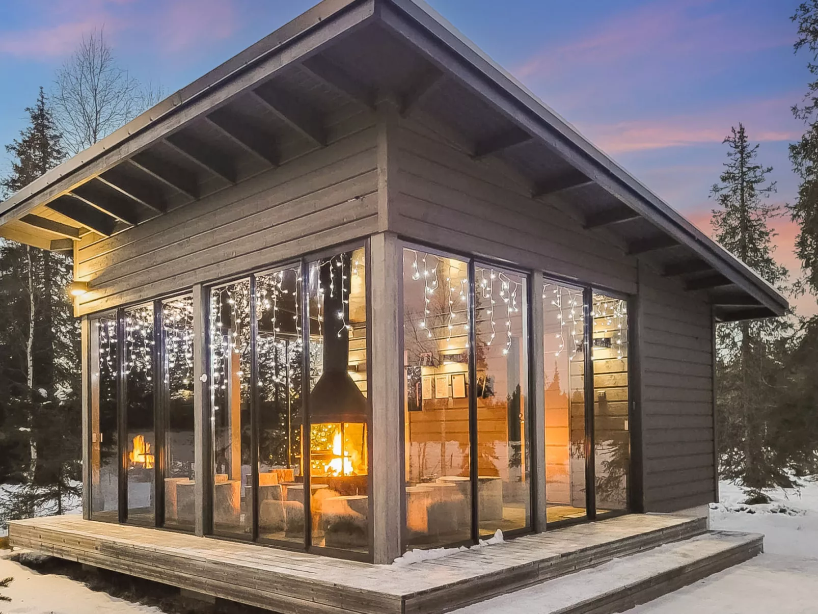 Villa vuosseli a 1-Inside