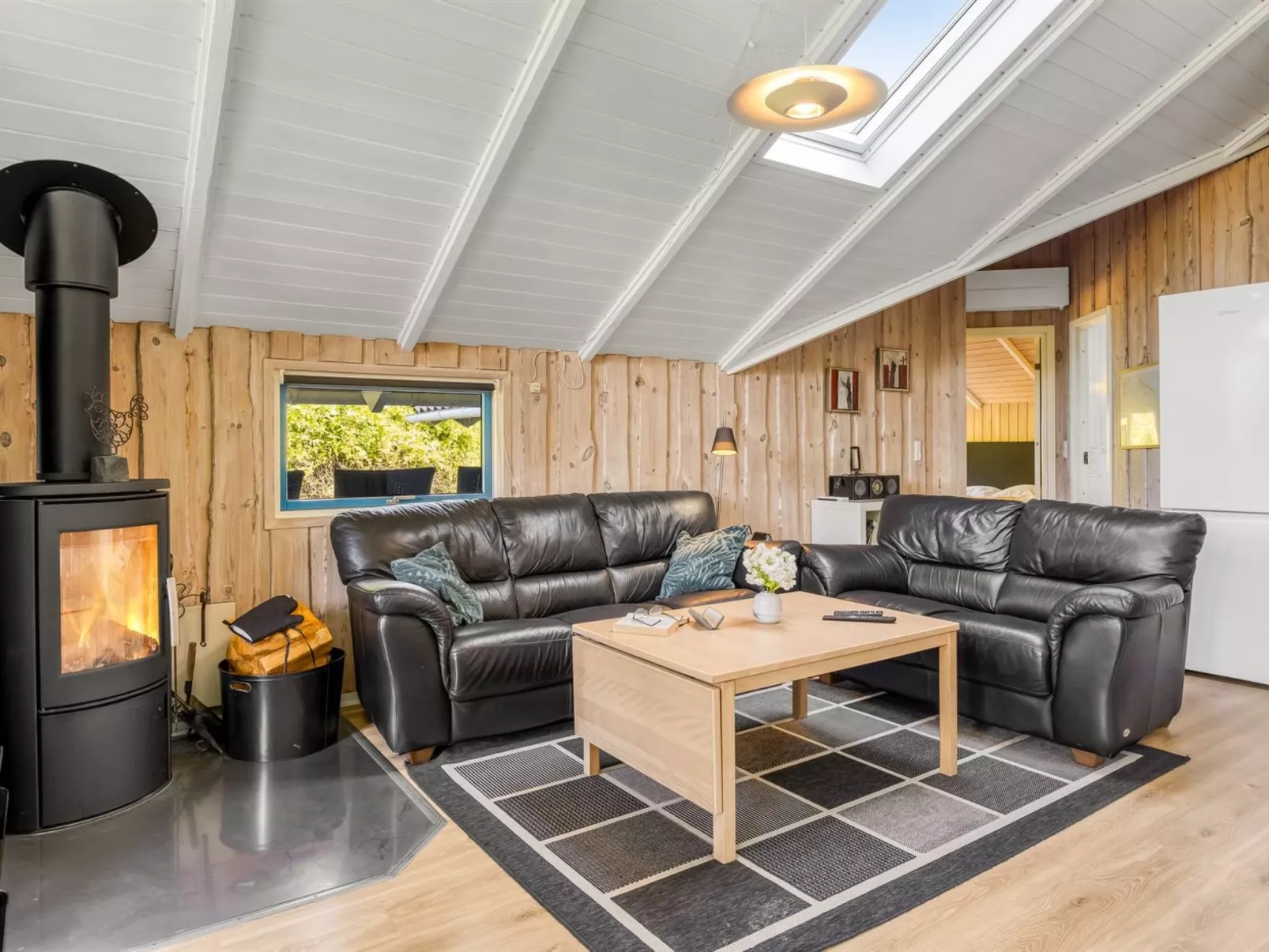 "Kai" - 400m from the sea-Drinnen