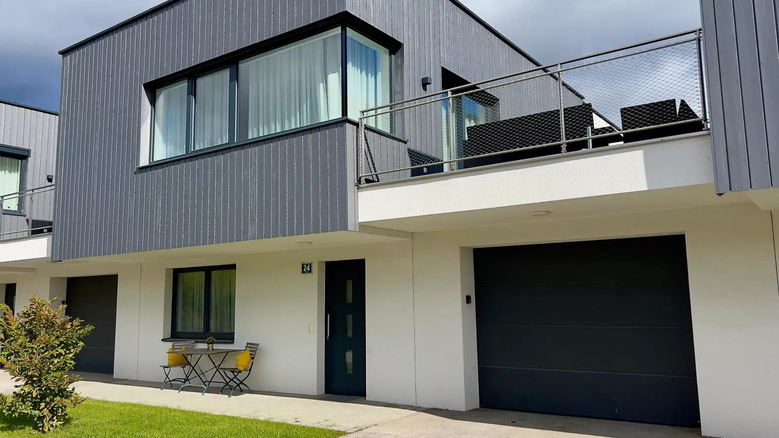 Winzerchalet-Außenbereich Sommer