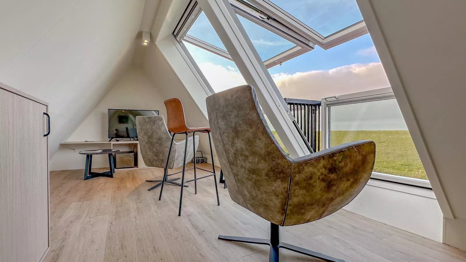 Happy Beach 48-Recreation room