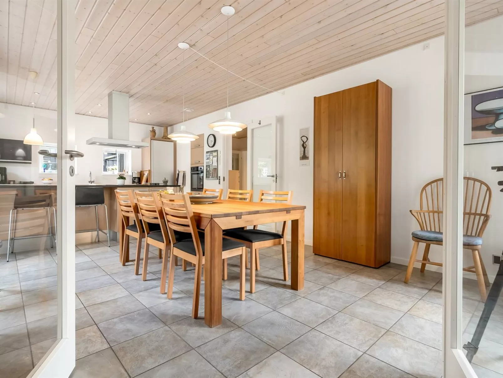 "Jyrki" - 100m from the sea-Dedans