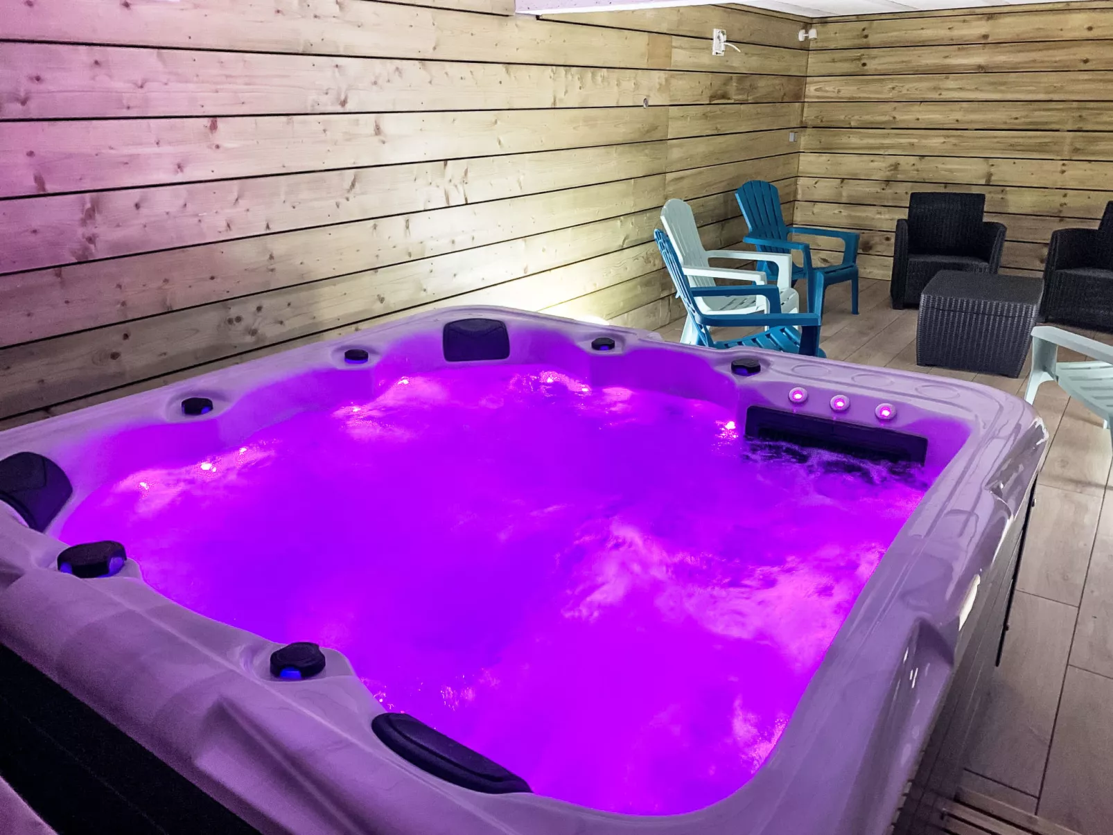 Entre Terre et Mer-Drinnen